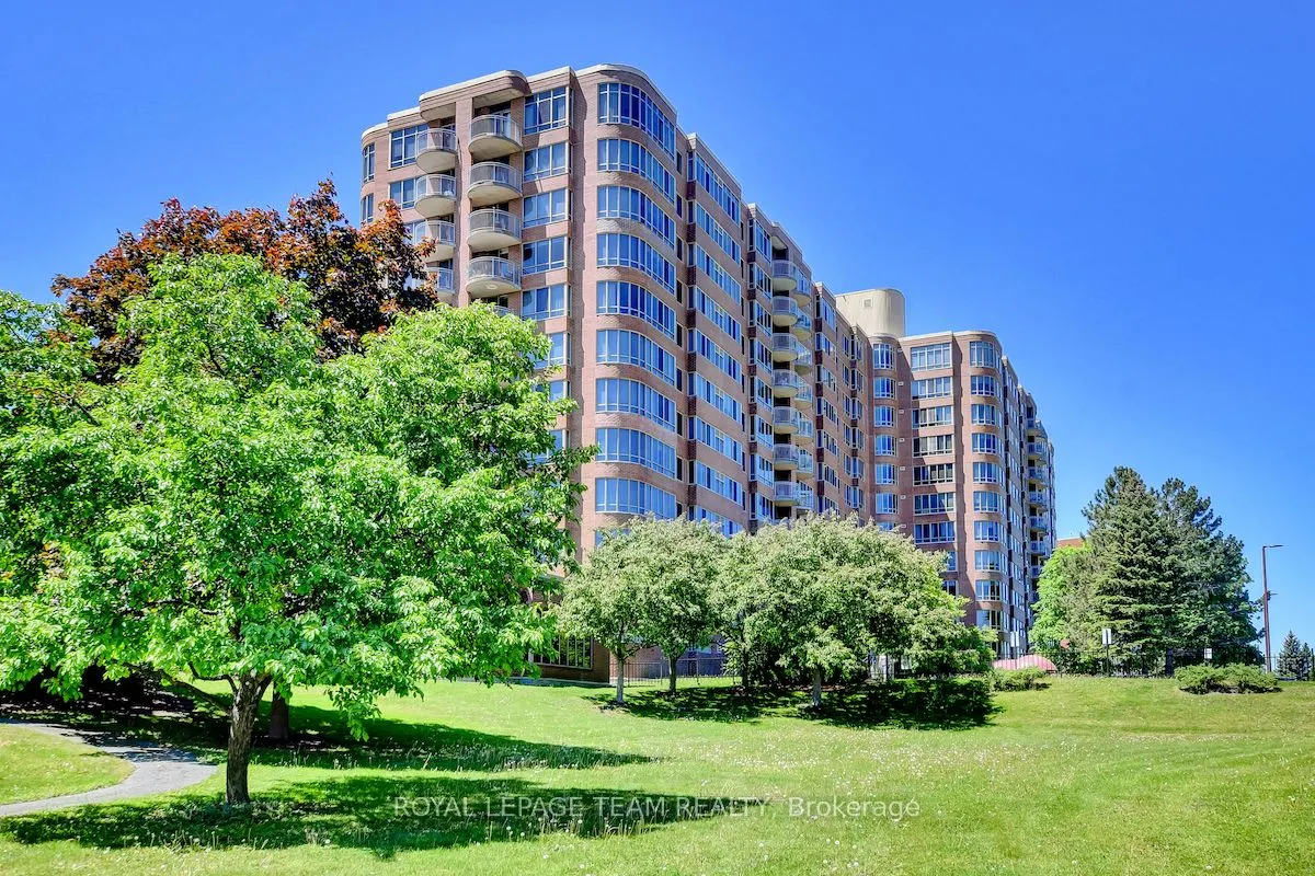 100 Grant Carman Drive, #1116