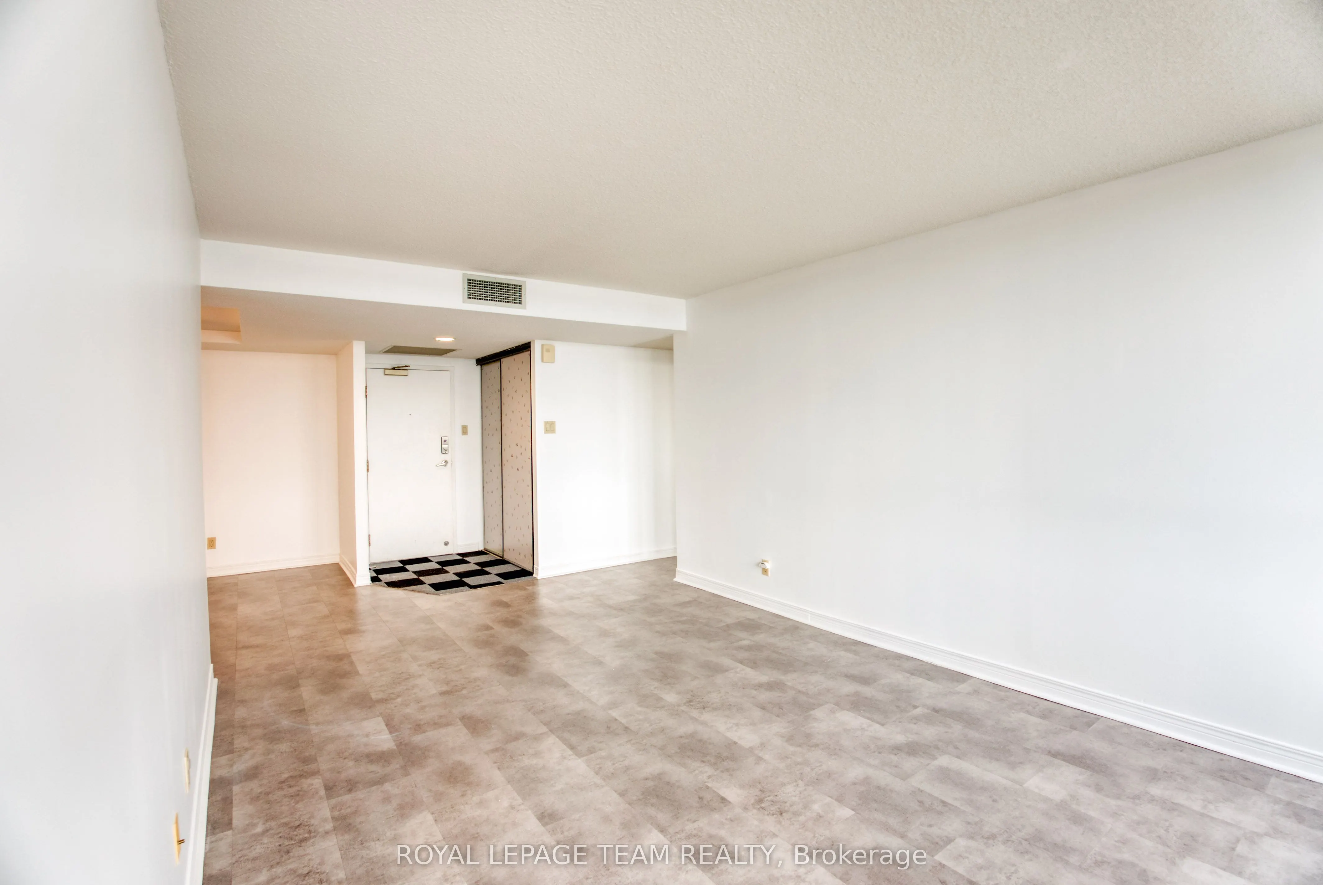 100 Grant Carman Drive, #1116