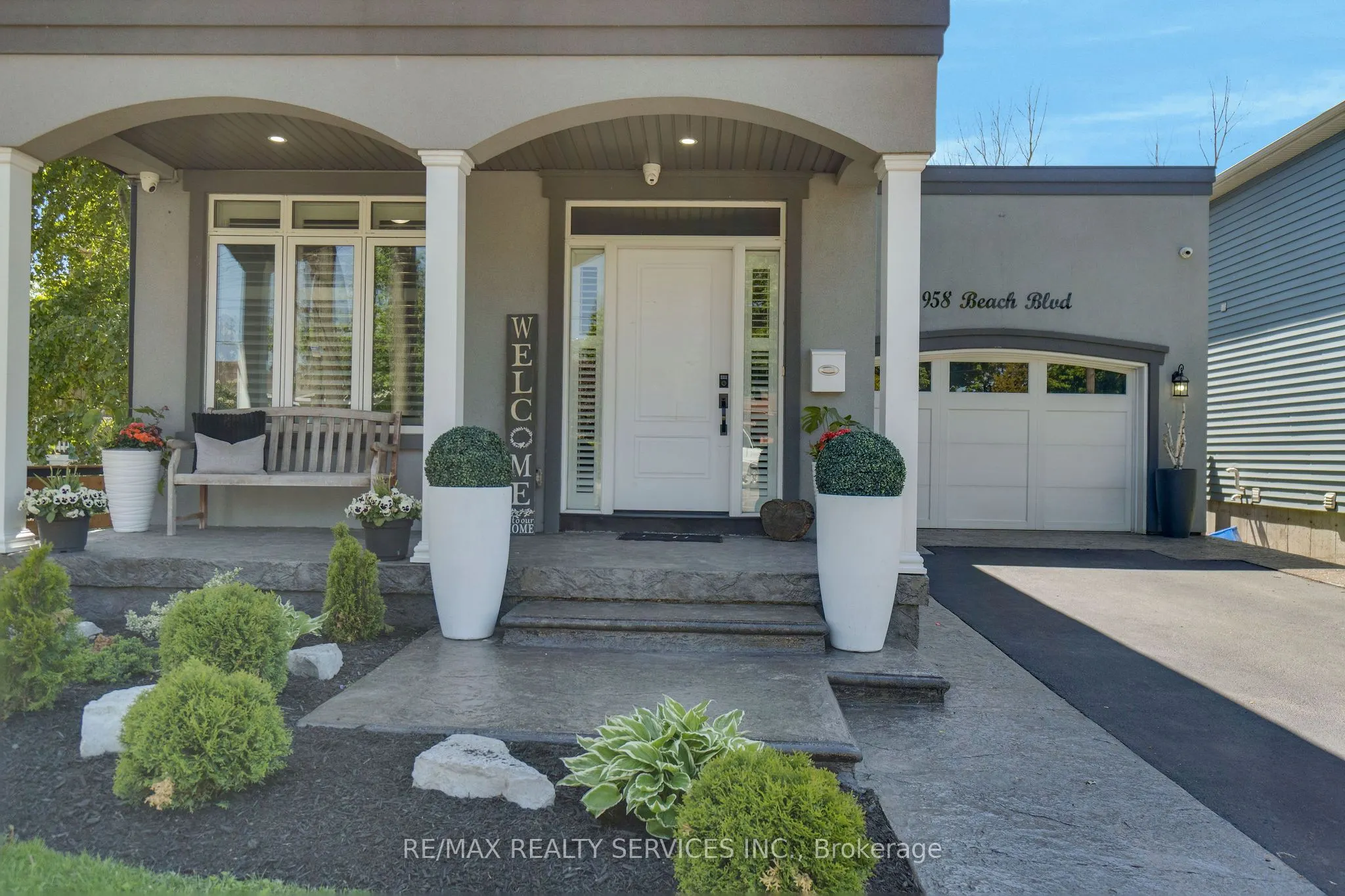 958 Beach Boulevard