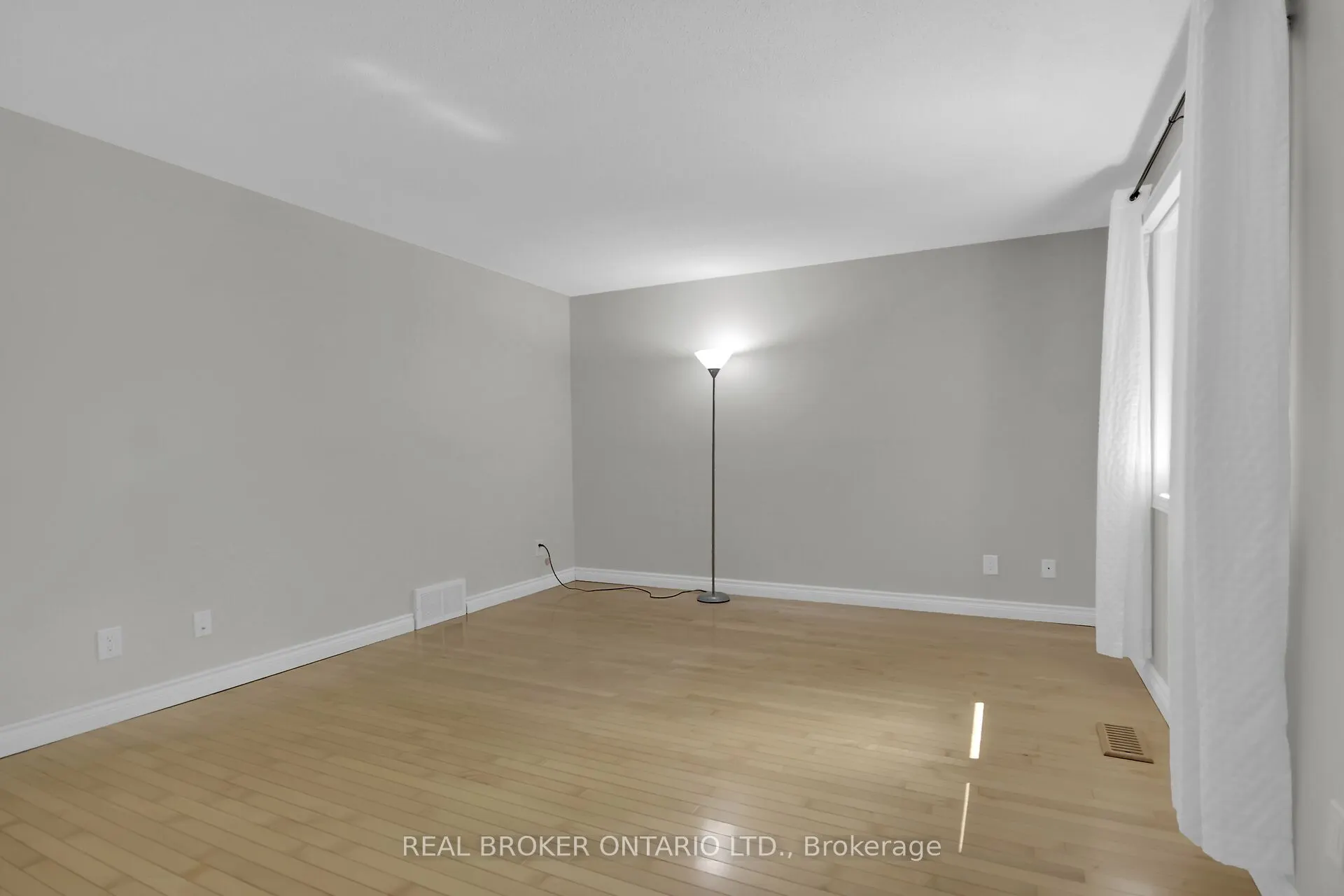 130 Chimo Drive