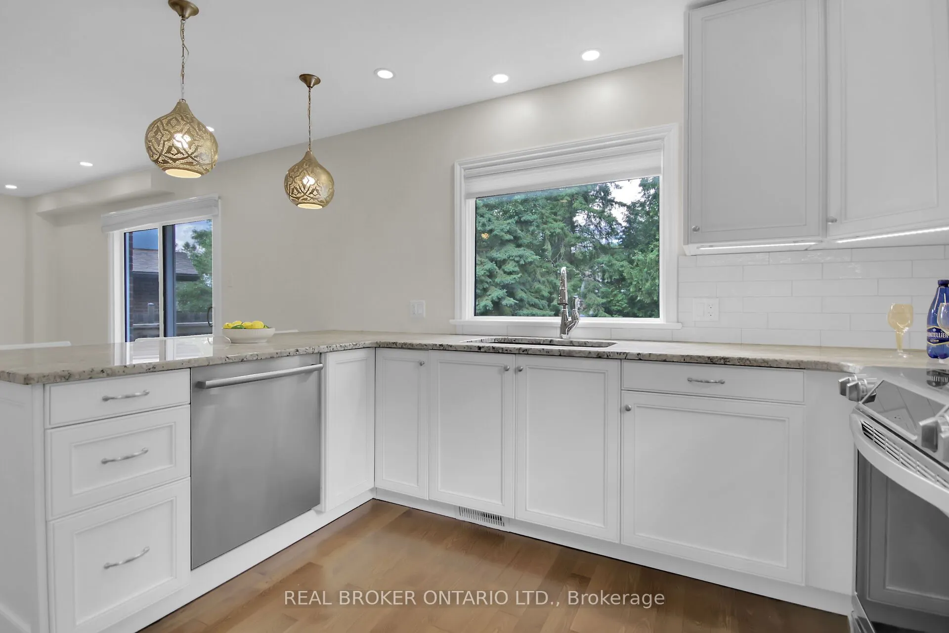 130 Chimo Drive