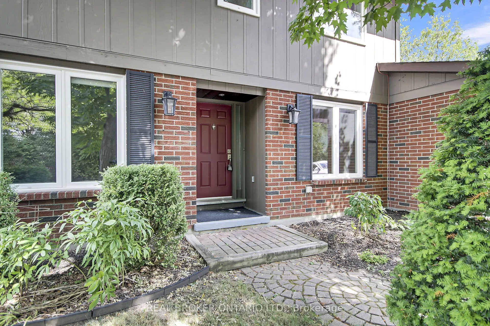 130 Chimo Drive