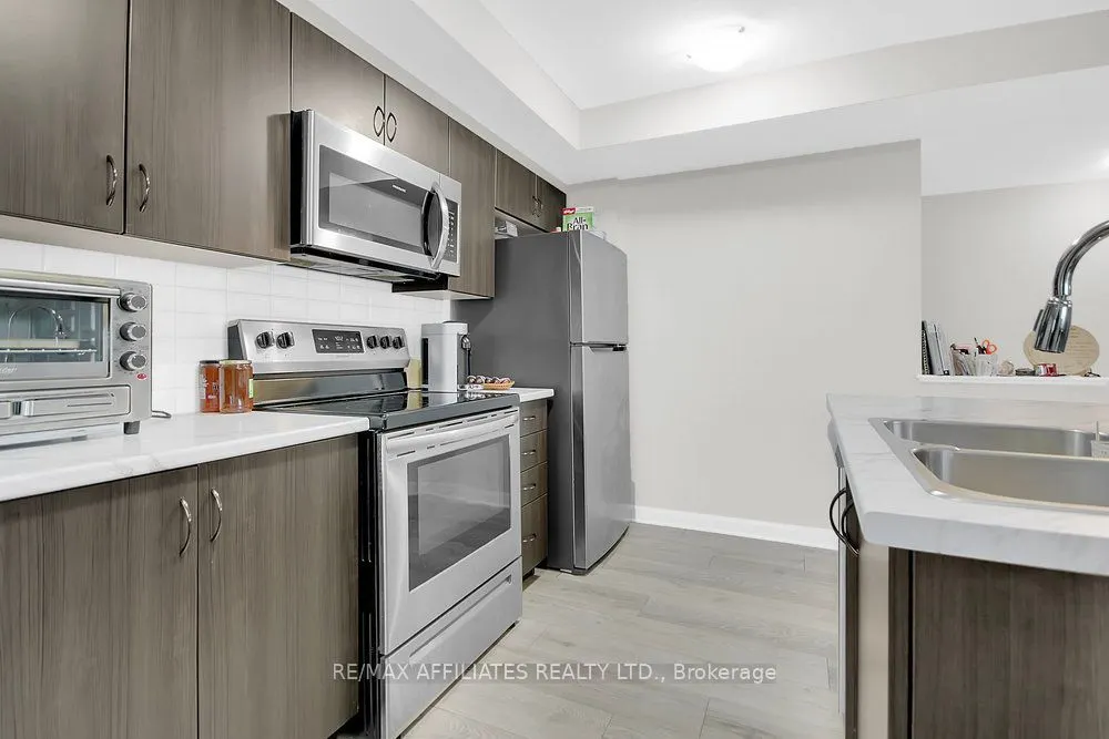 100 Eldorado Private, #C
