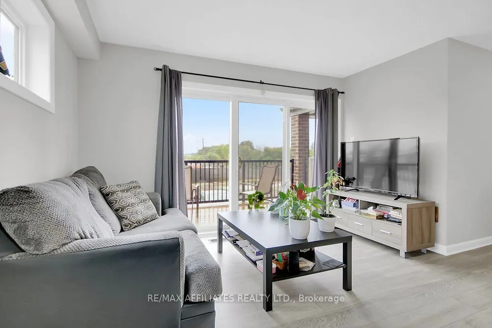 100 Eldorado Private, #C
