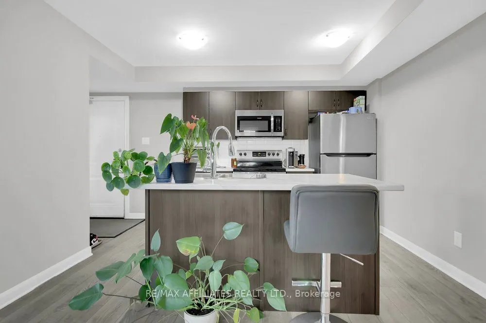 100 Eldorado Private, #C