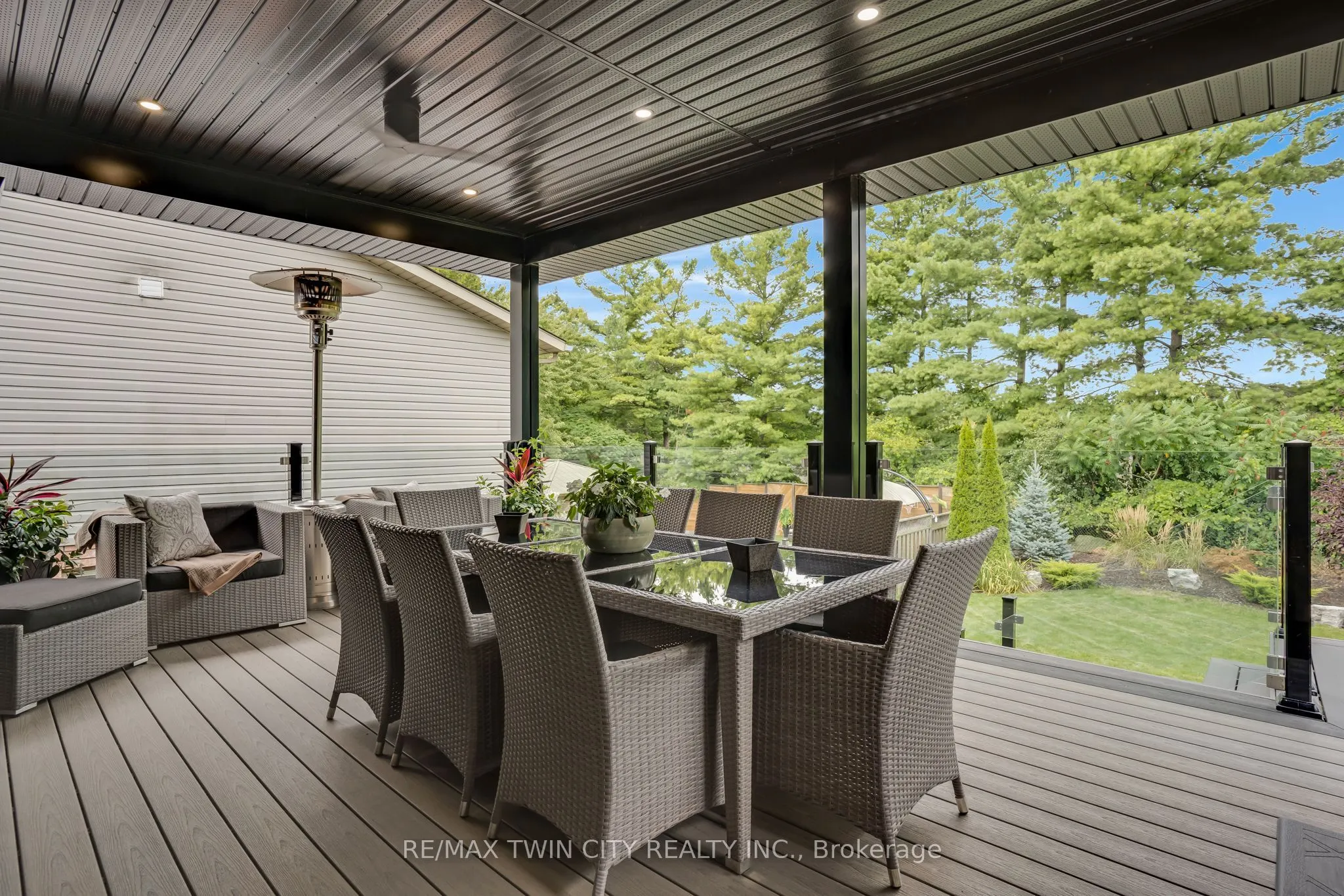 34 Woodcrest Court