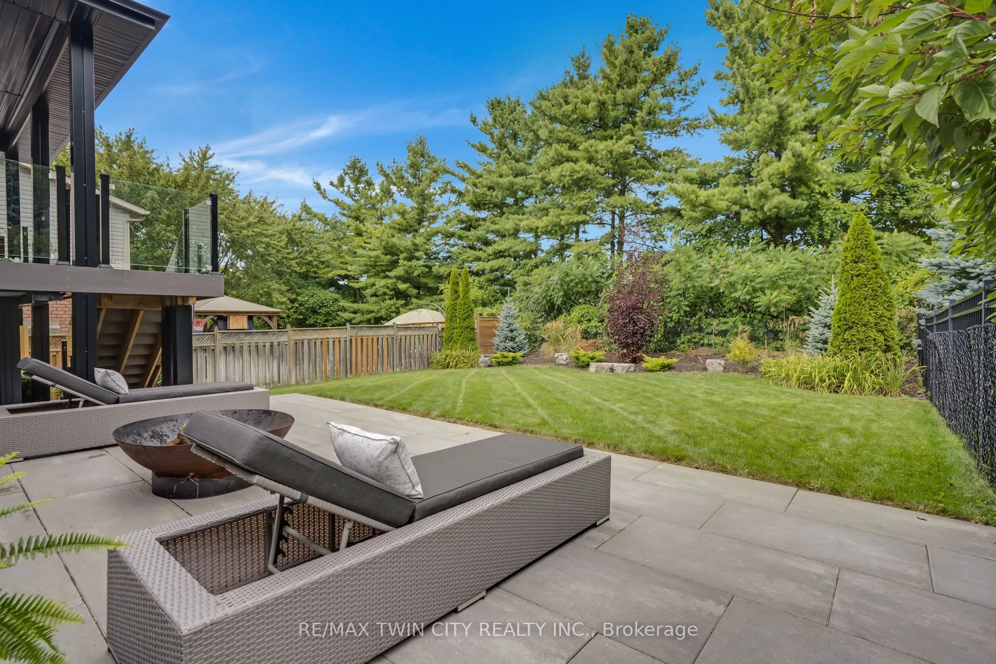 34 Woodcrest Court