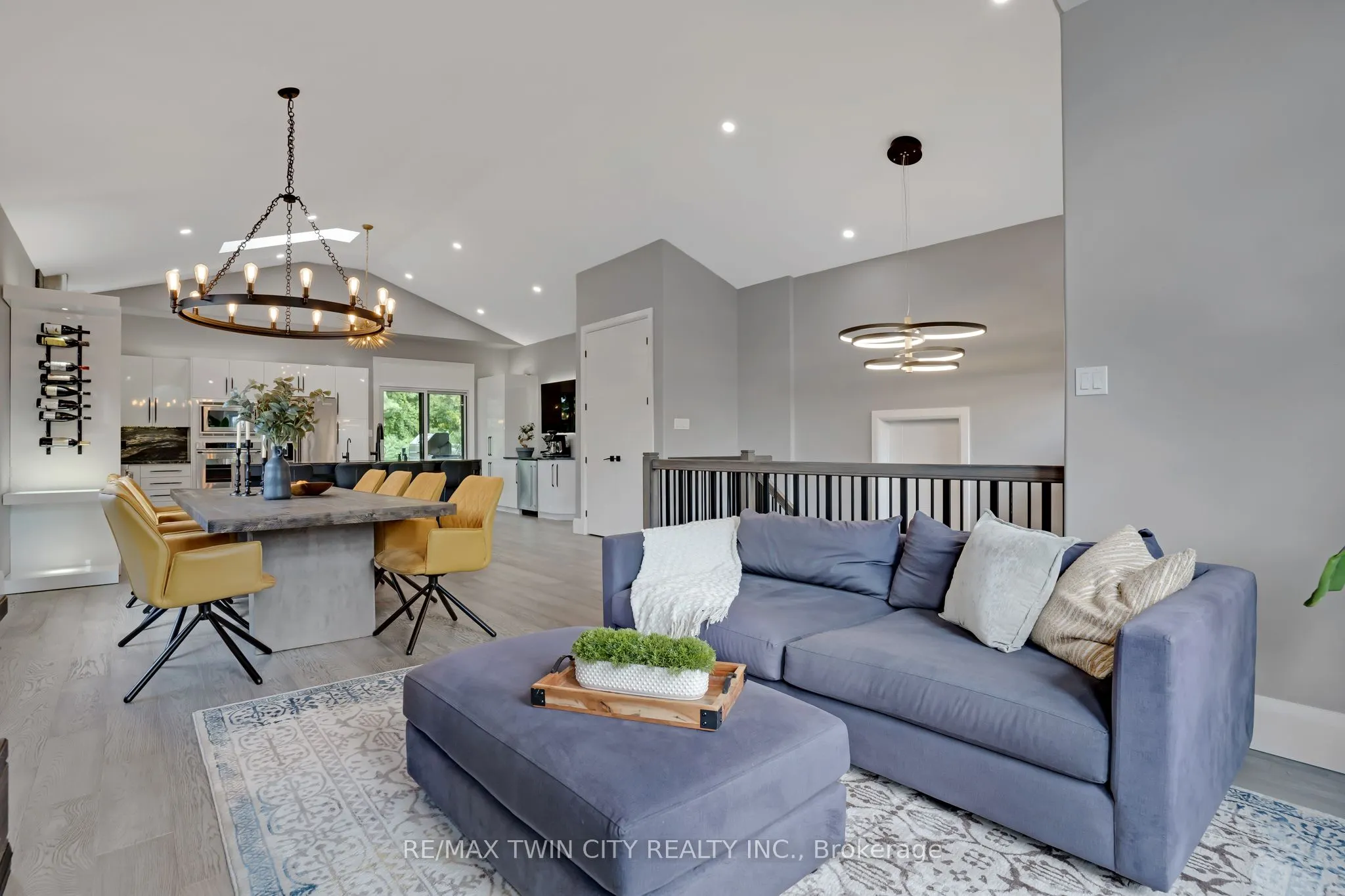 34 Woodcrest Court