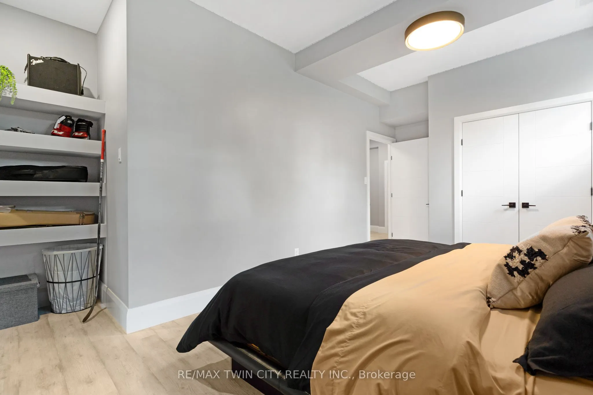 34 Woodcrest Court