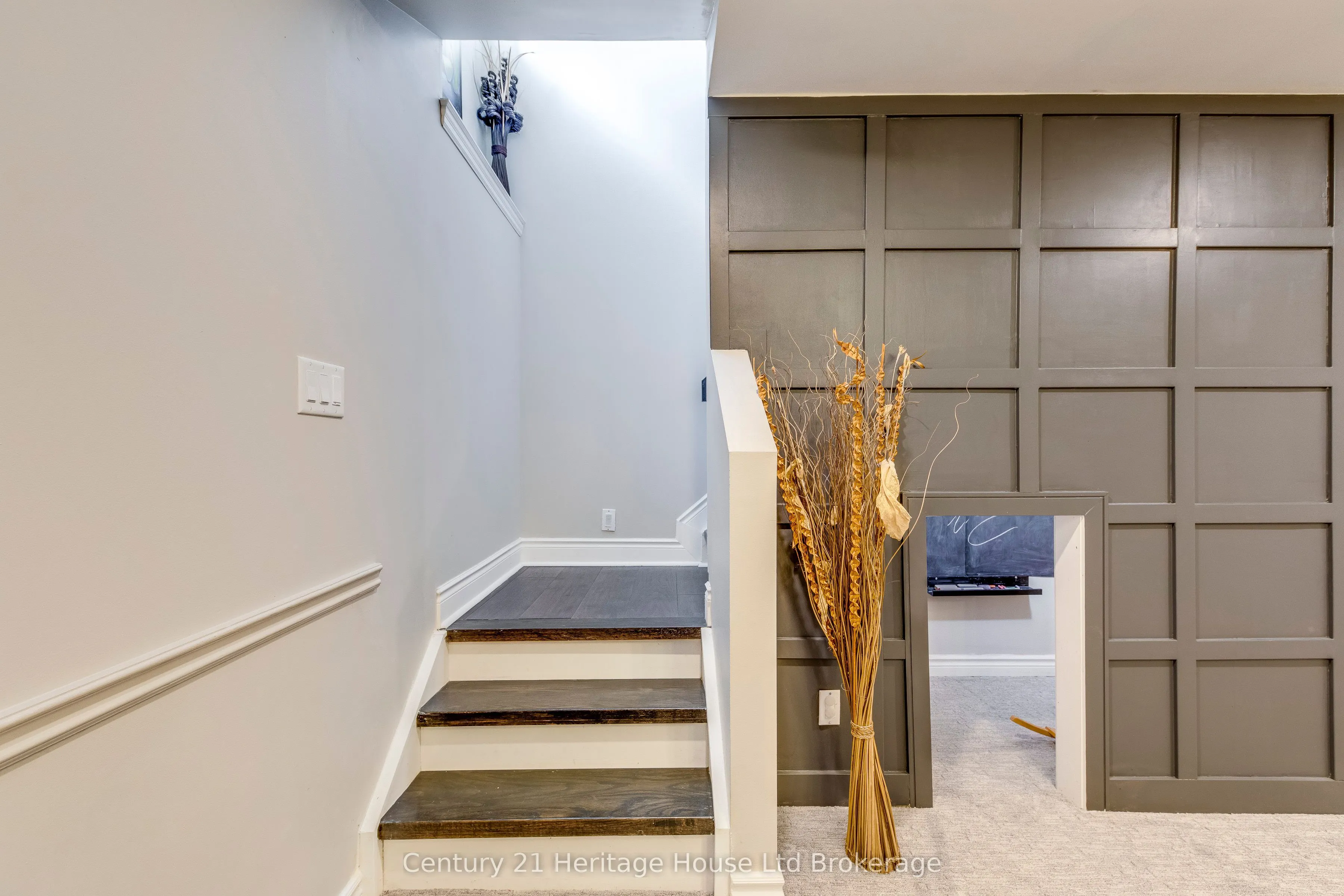 206 Fiddlers Green Road