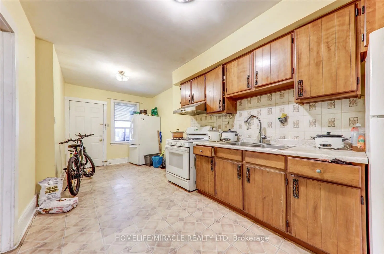 10 St Matthews Avenue