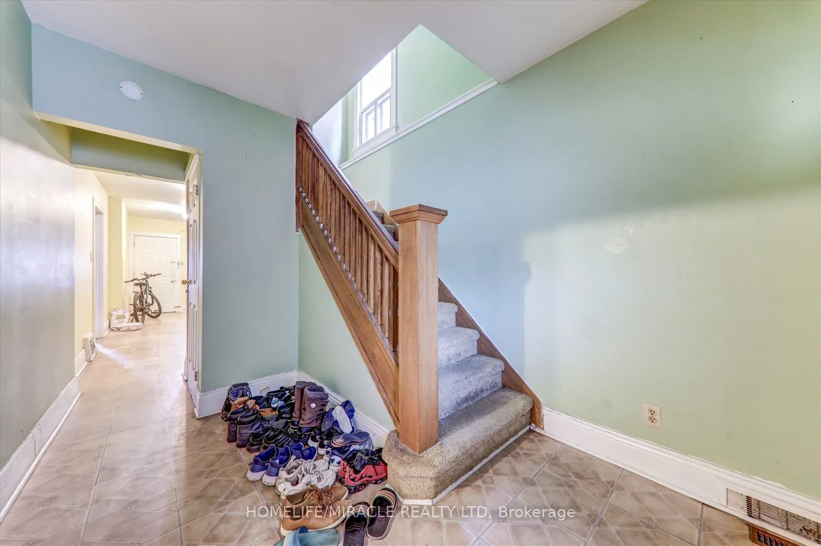 10 St Matthews Avenue