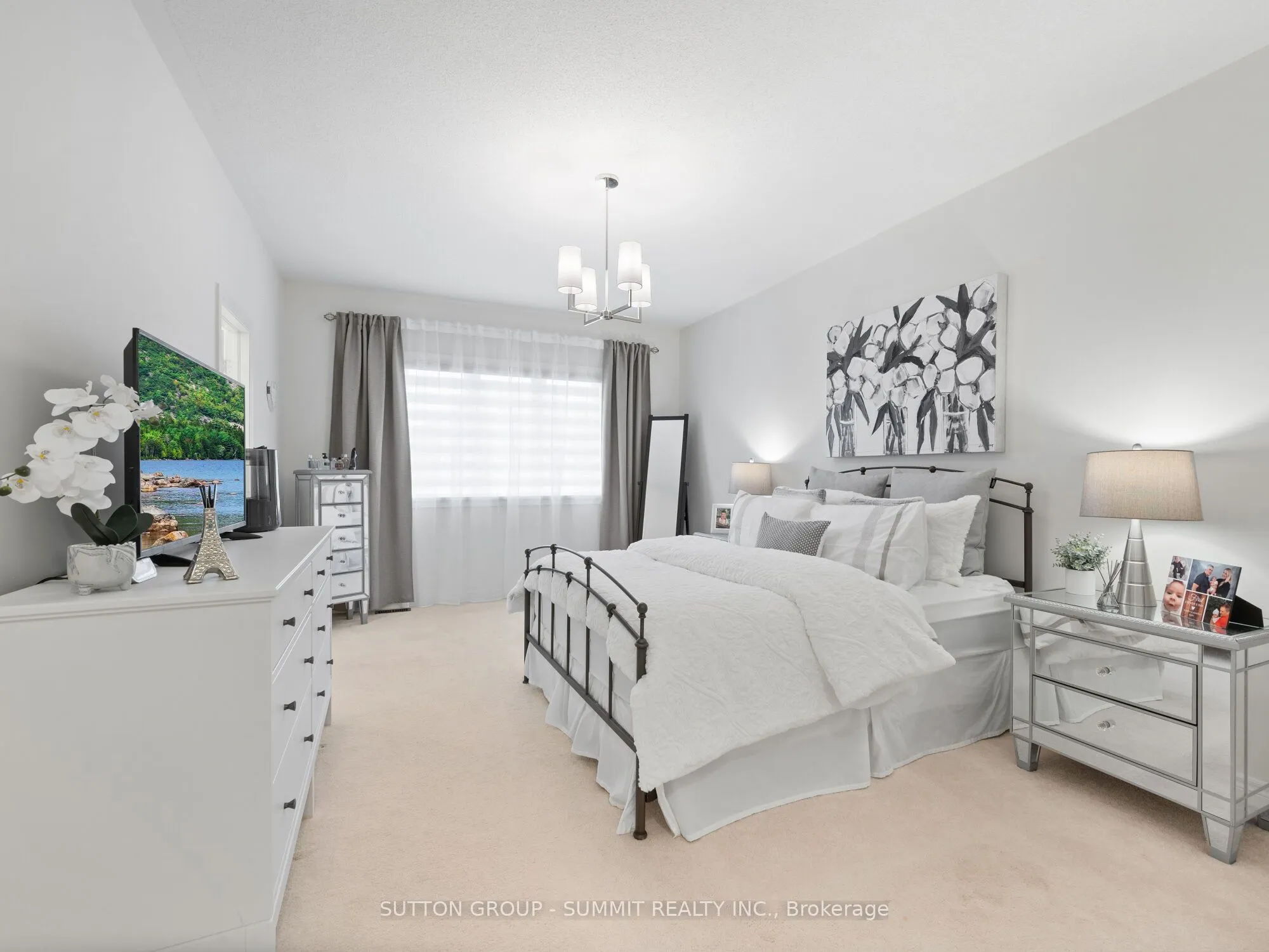 12 Great Falls Boulevard