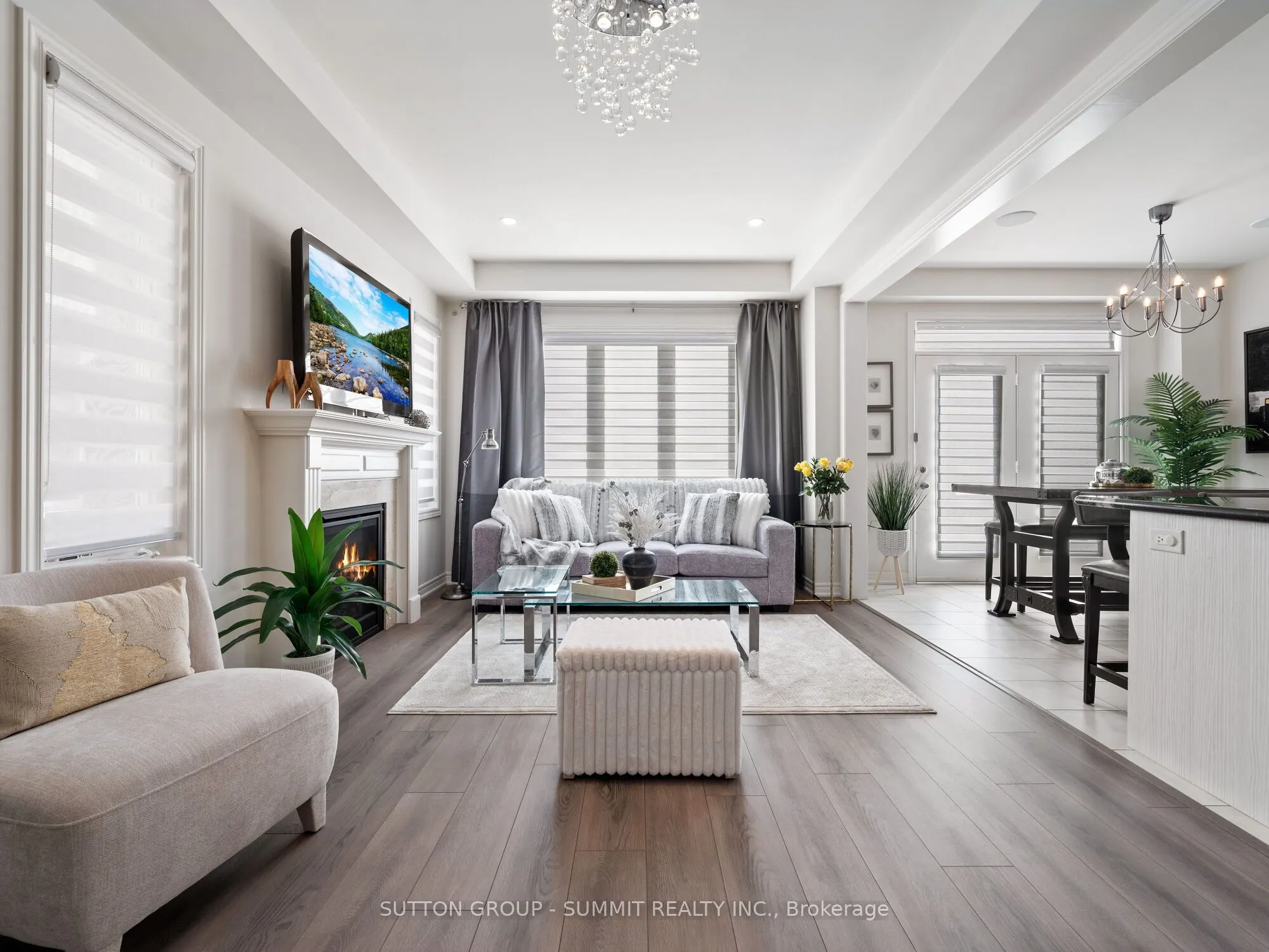 12 Great Falls Boulevard