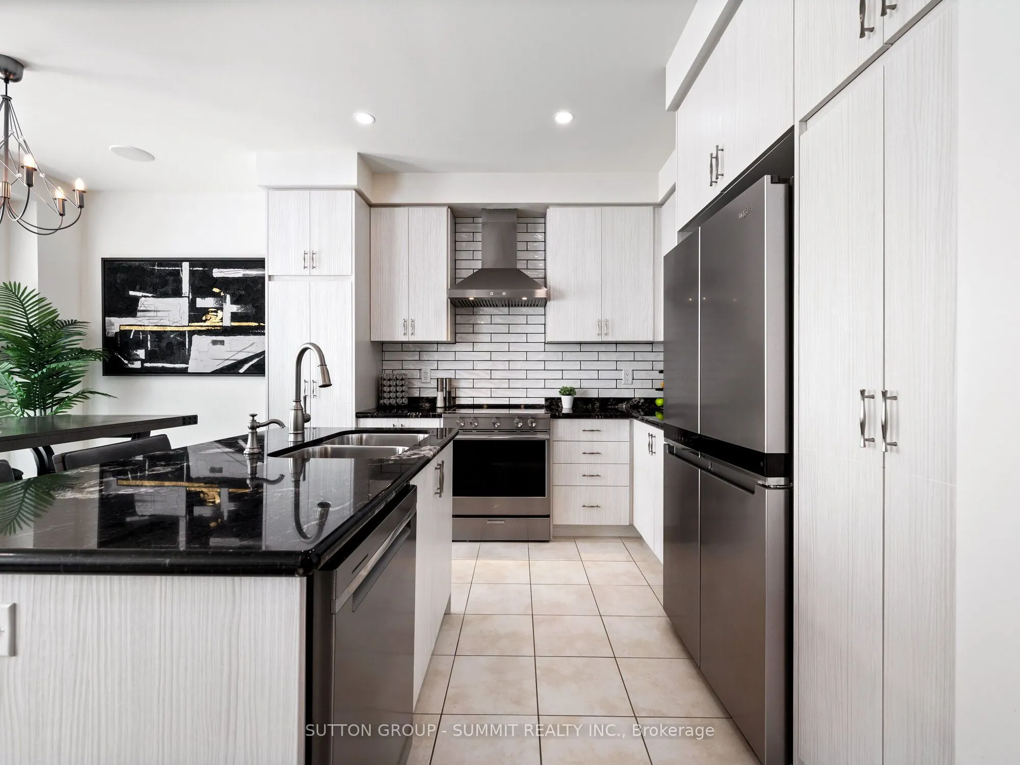 12 Great Falls Boulevard