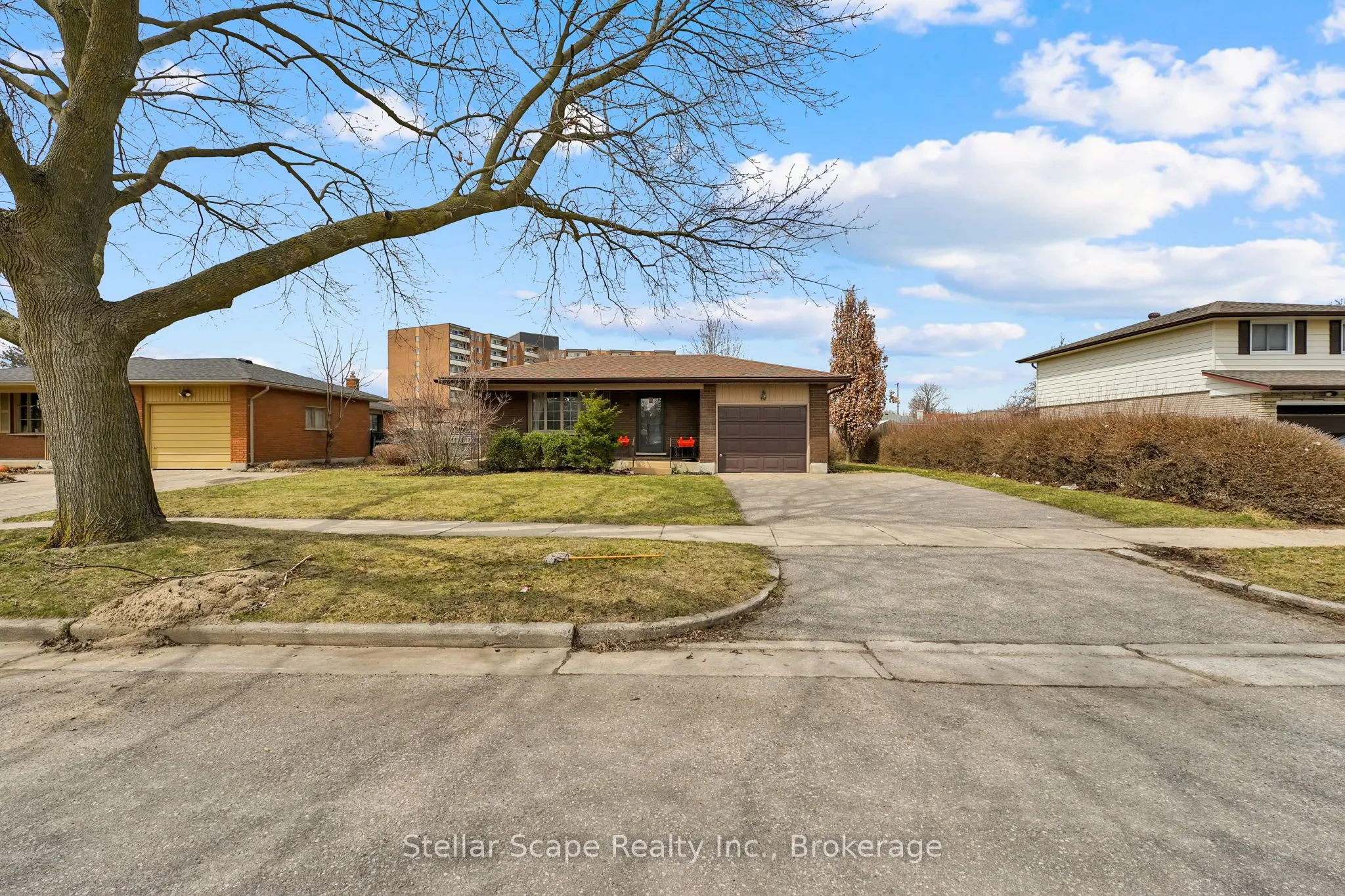 42 Tupper Crescent