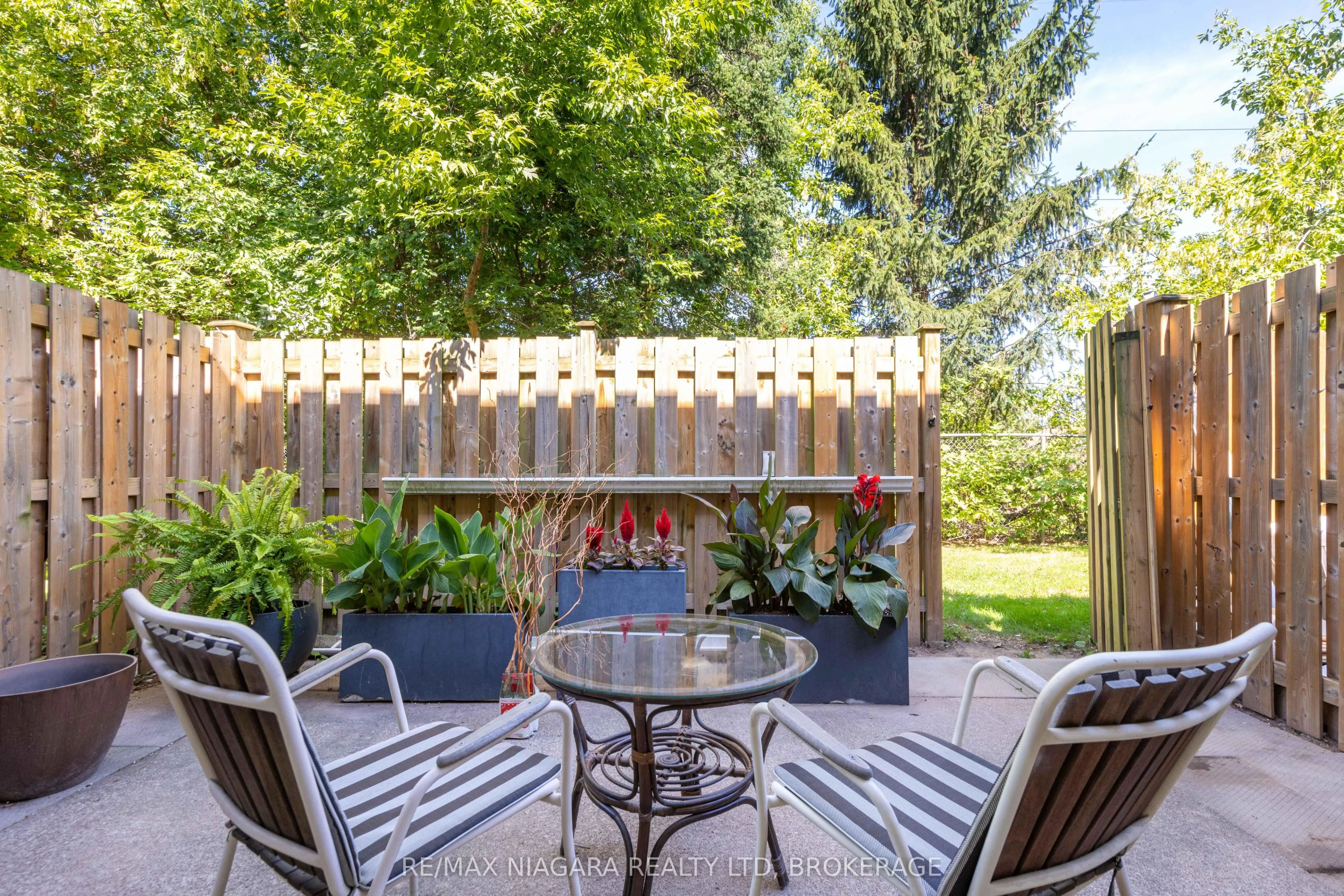 6767 Thorold Stone Road, #43