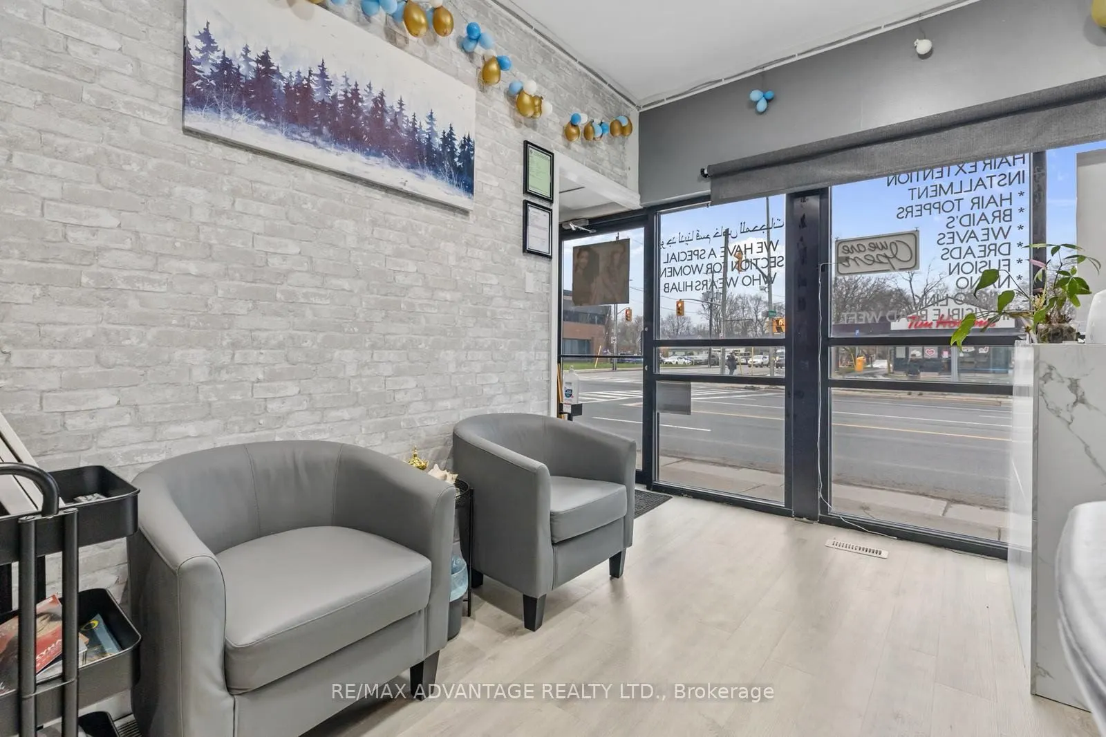 122 Wharncliffe Road S
