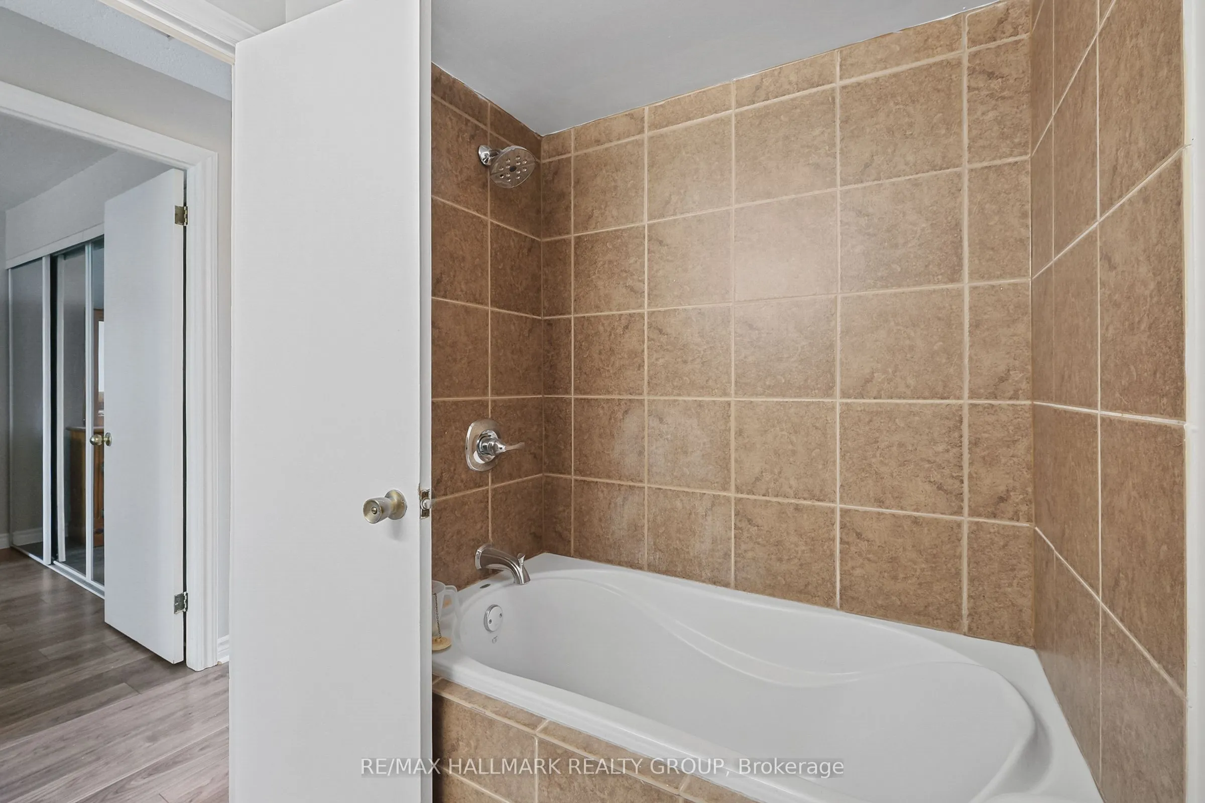1483 Bethamy Lane, #9