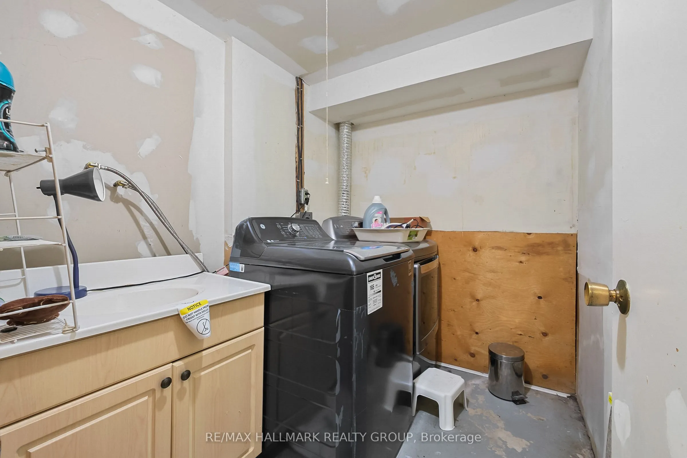1483 Bethamy Lane, #9