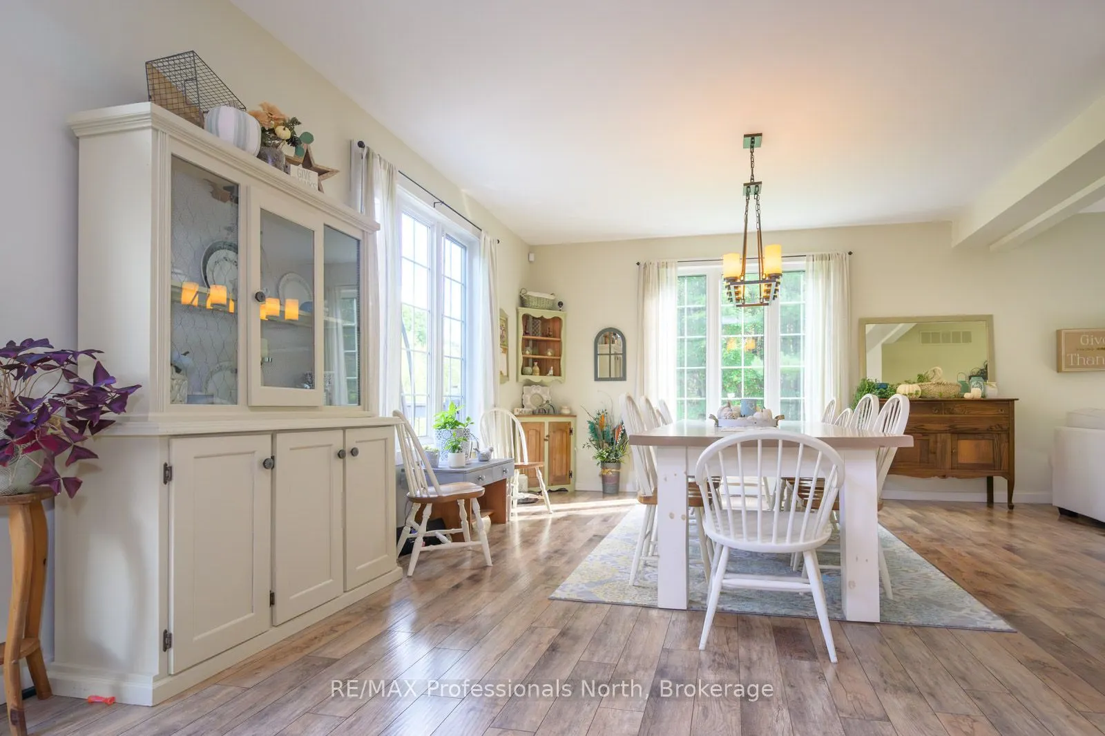 427 Skyhills Road