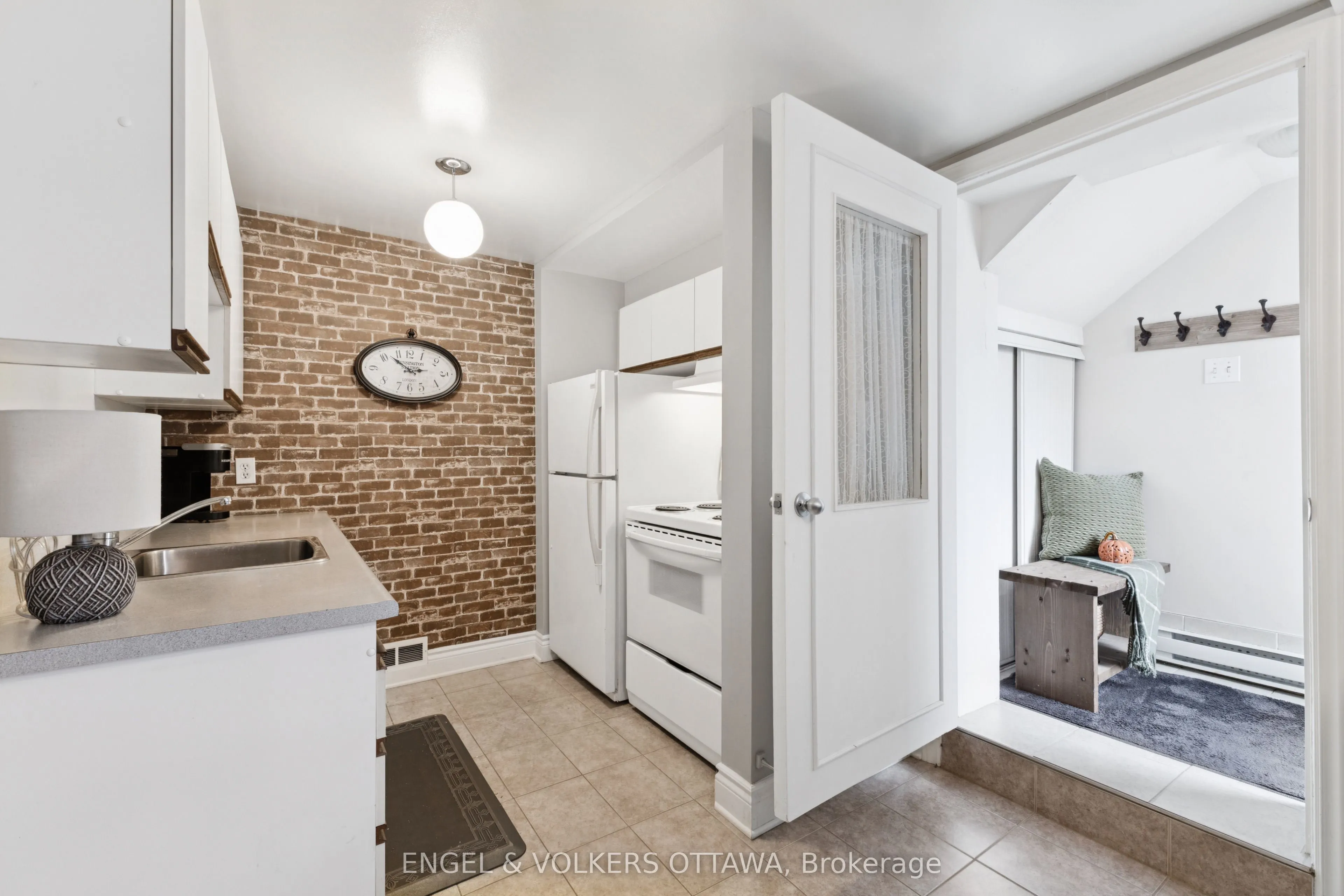 1318 St Jean Street