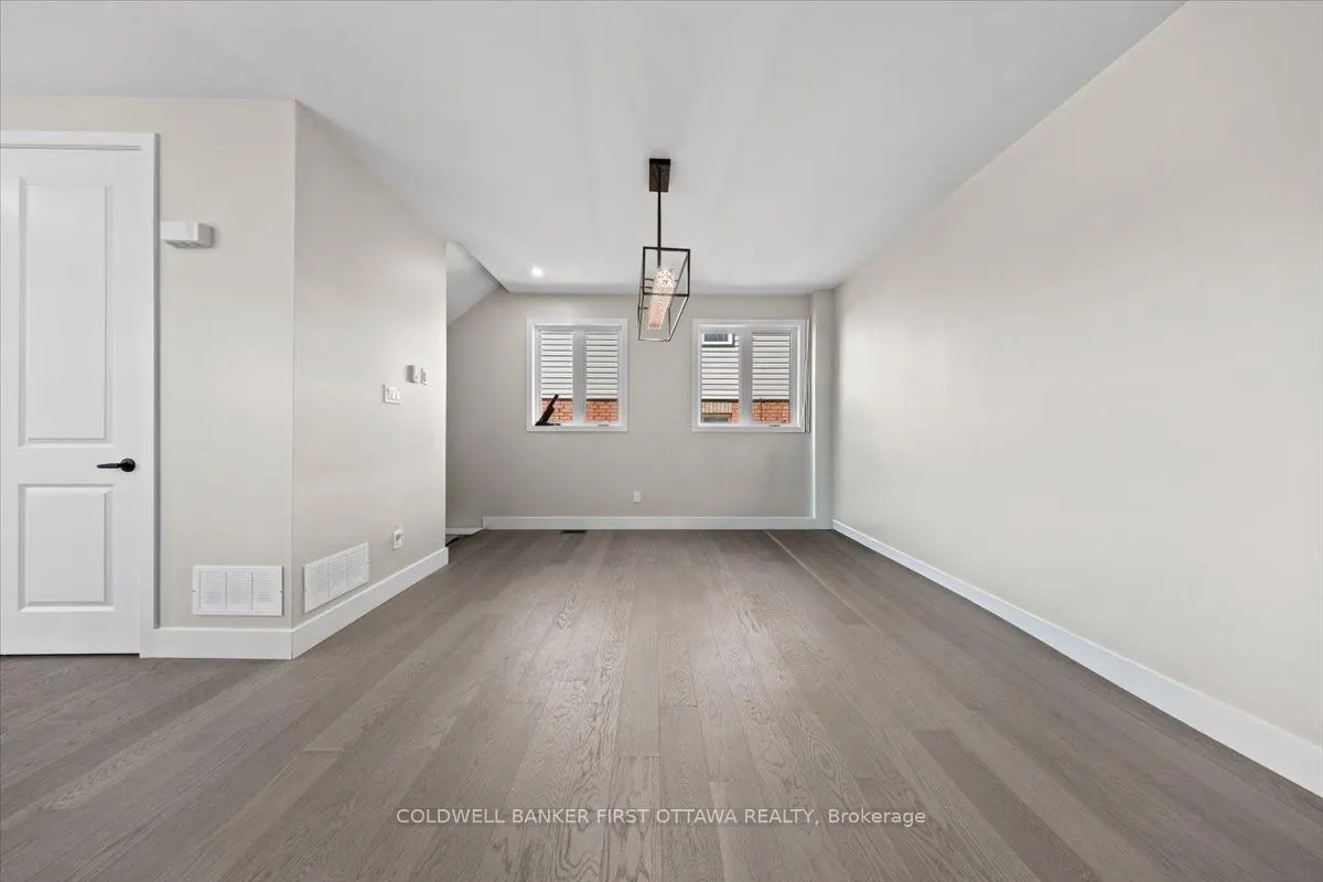 25 Pennard Way, #A & B