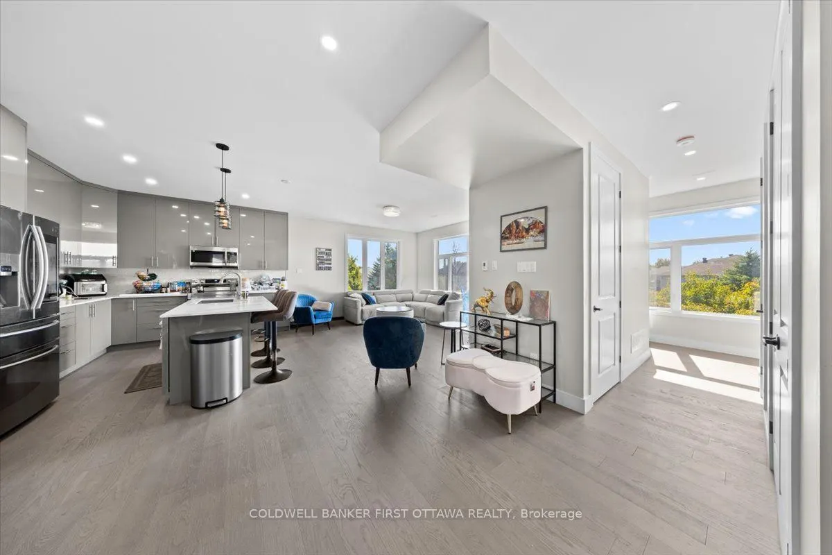 25 Pennard Way, #A & B