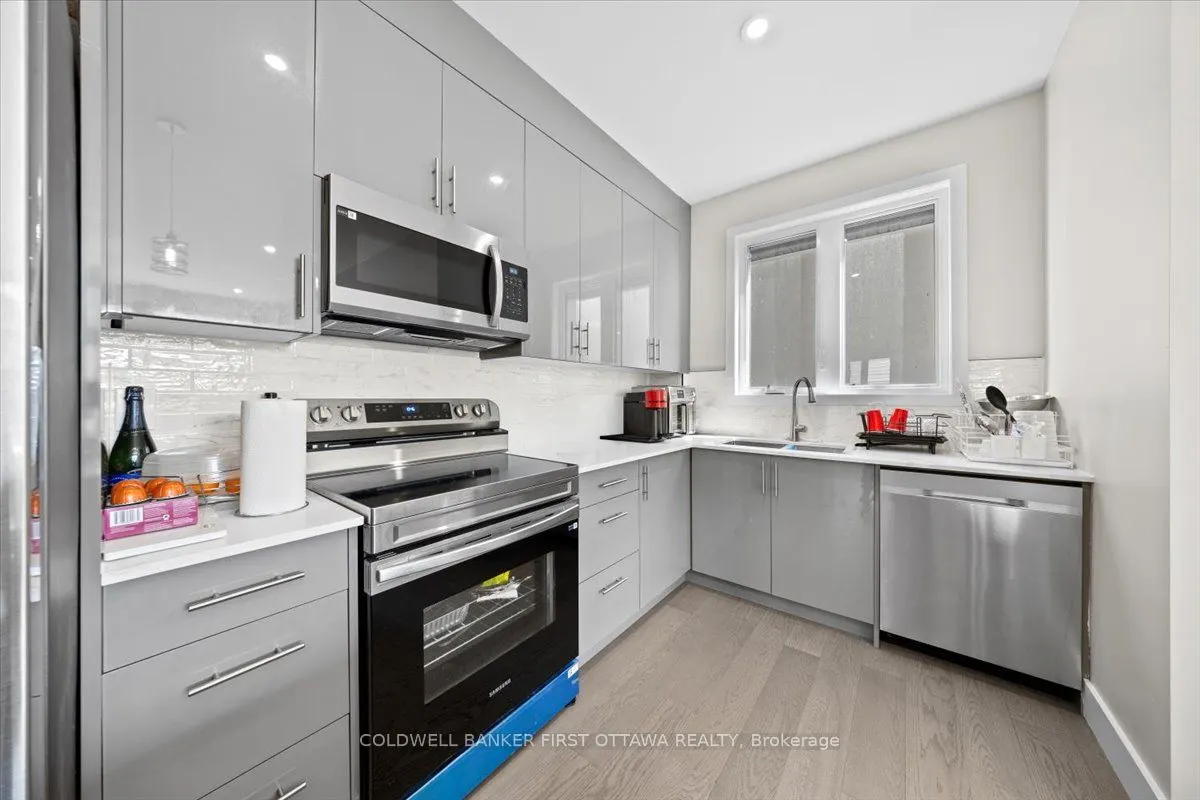 25 Pennard Way, #A & B