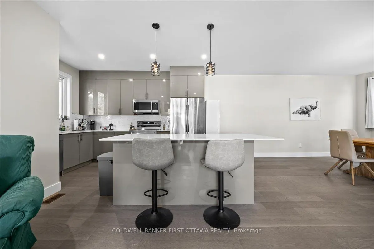25 Pennard Way, #A & B