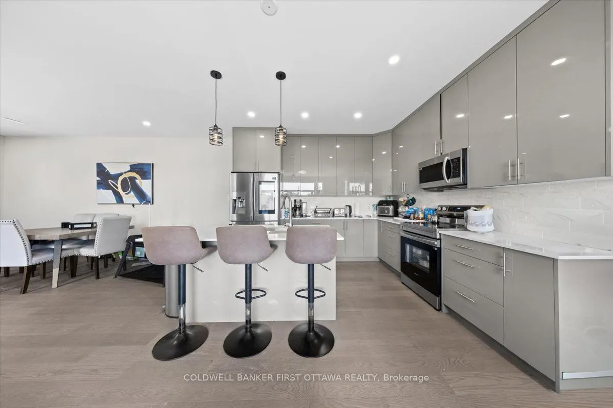 25 Pennard Way, #A & B