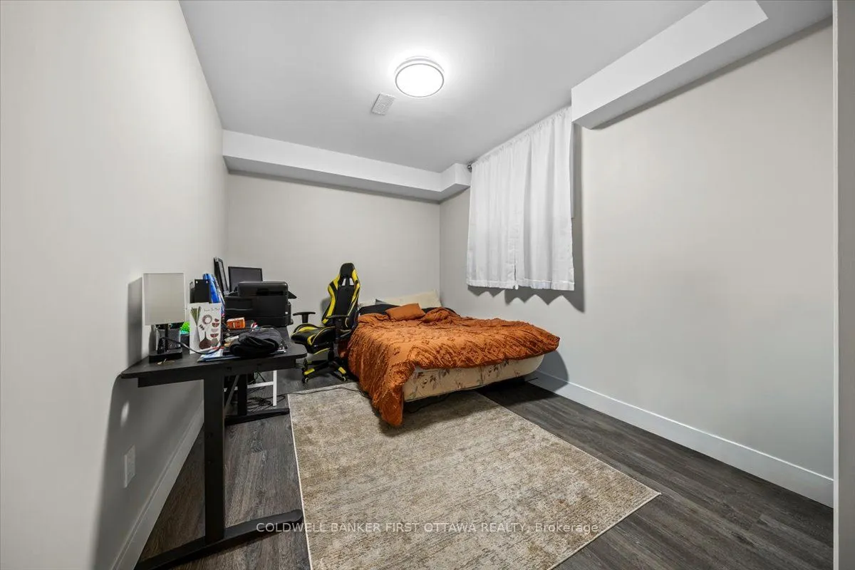 25 Pennard Way, #A & B