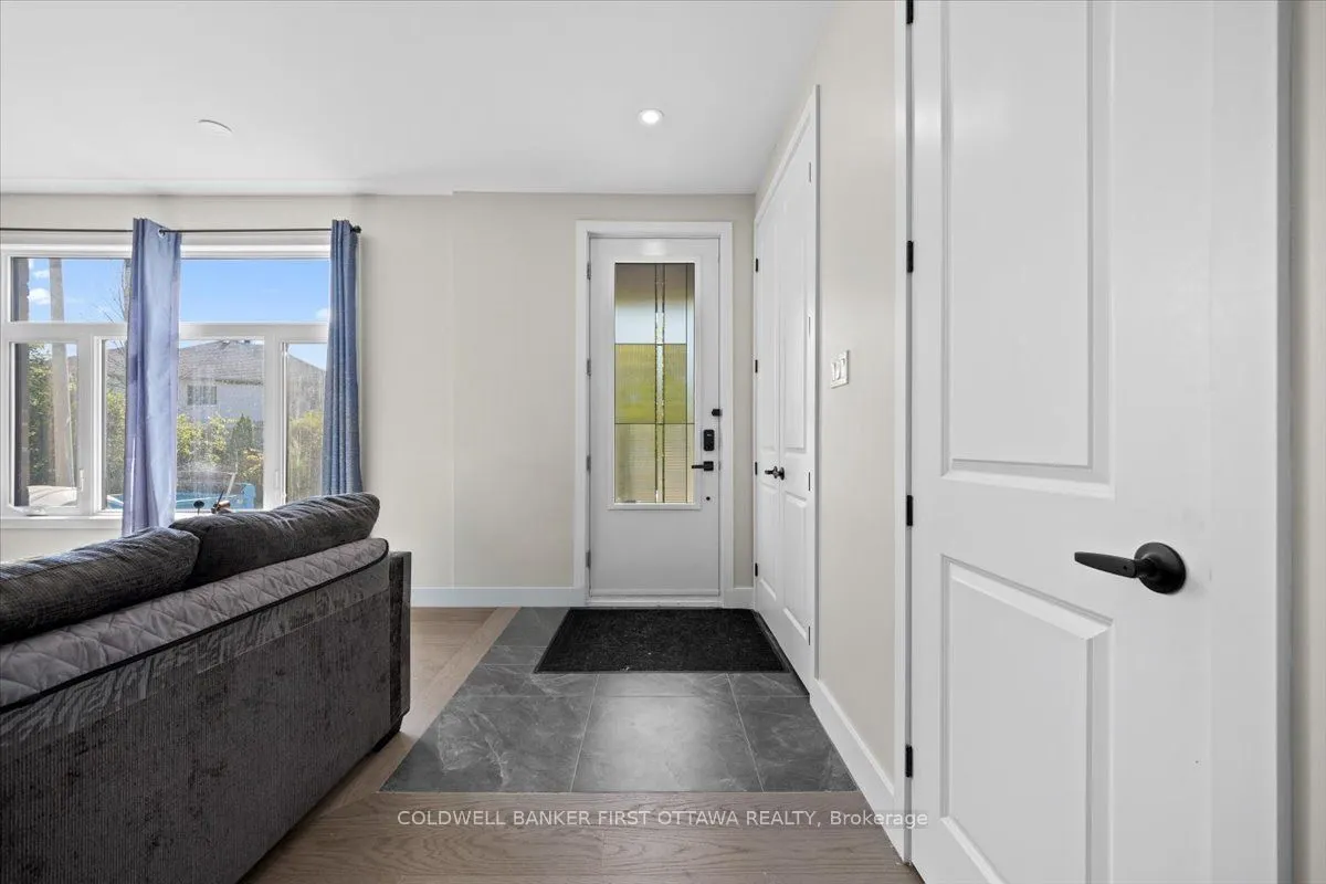 25 Pennard Way, #A & B