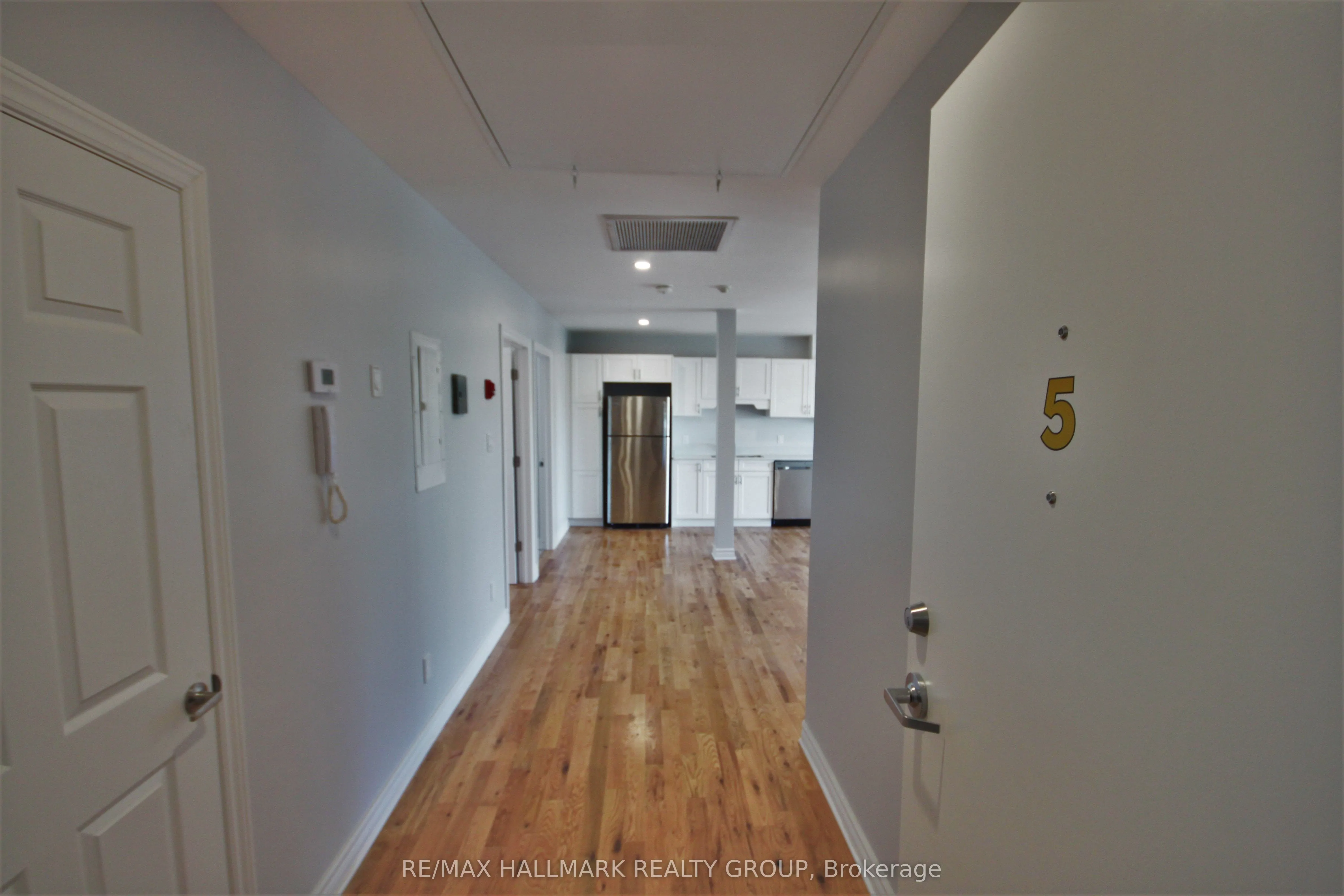 768 Usborne Street, #5