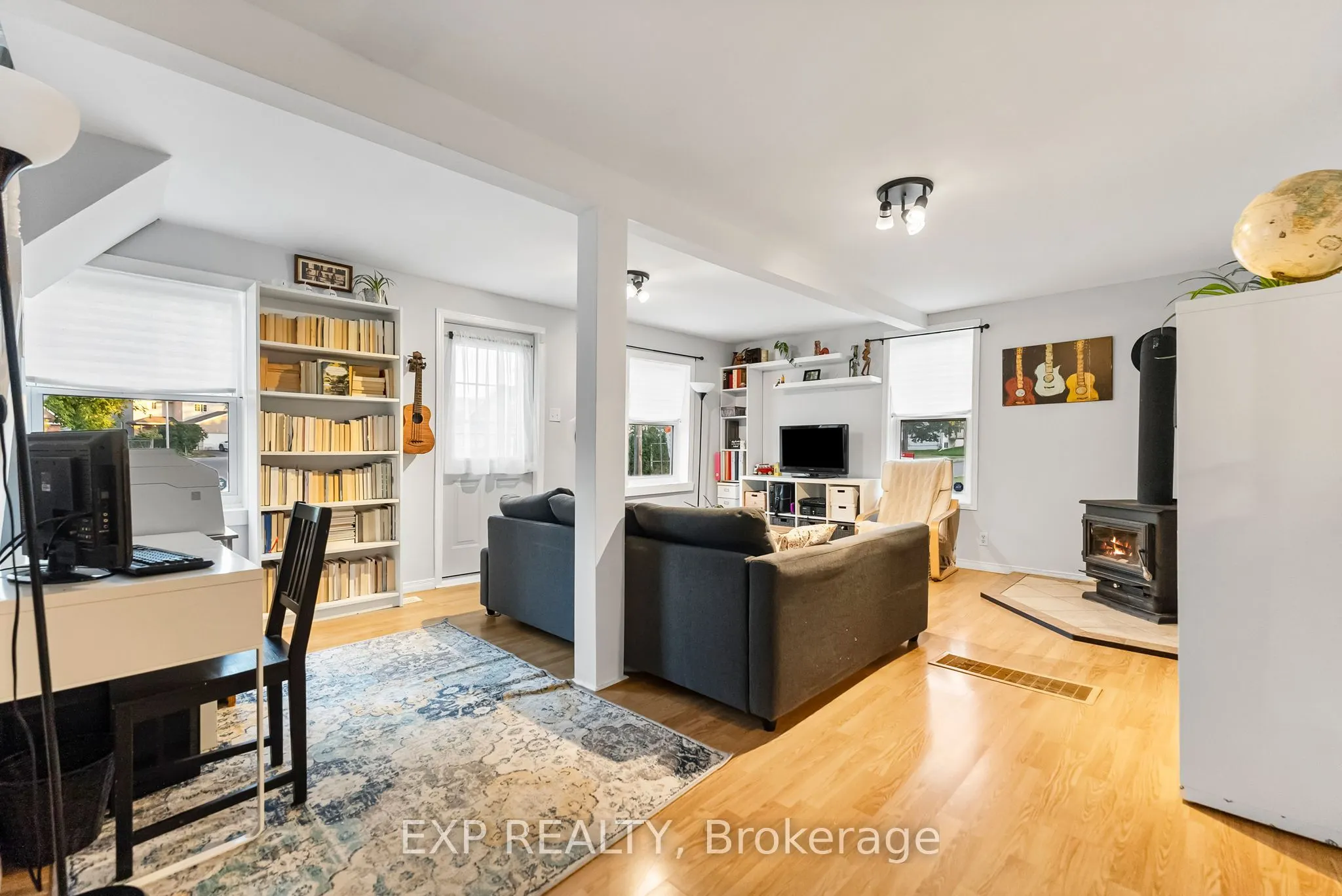 97 Edward Street S