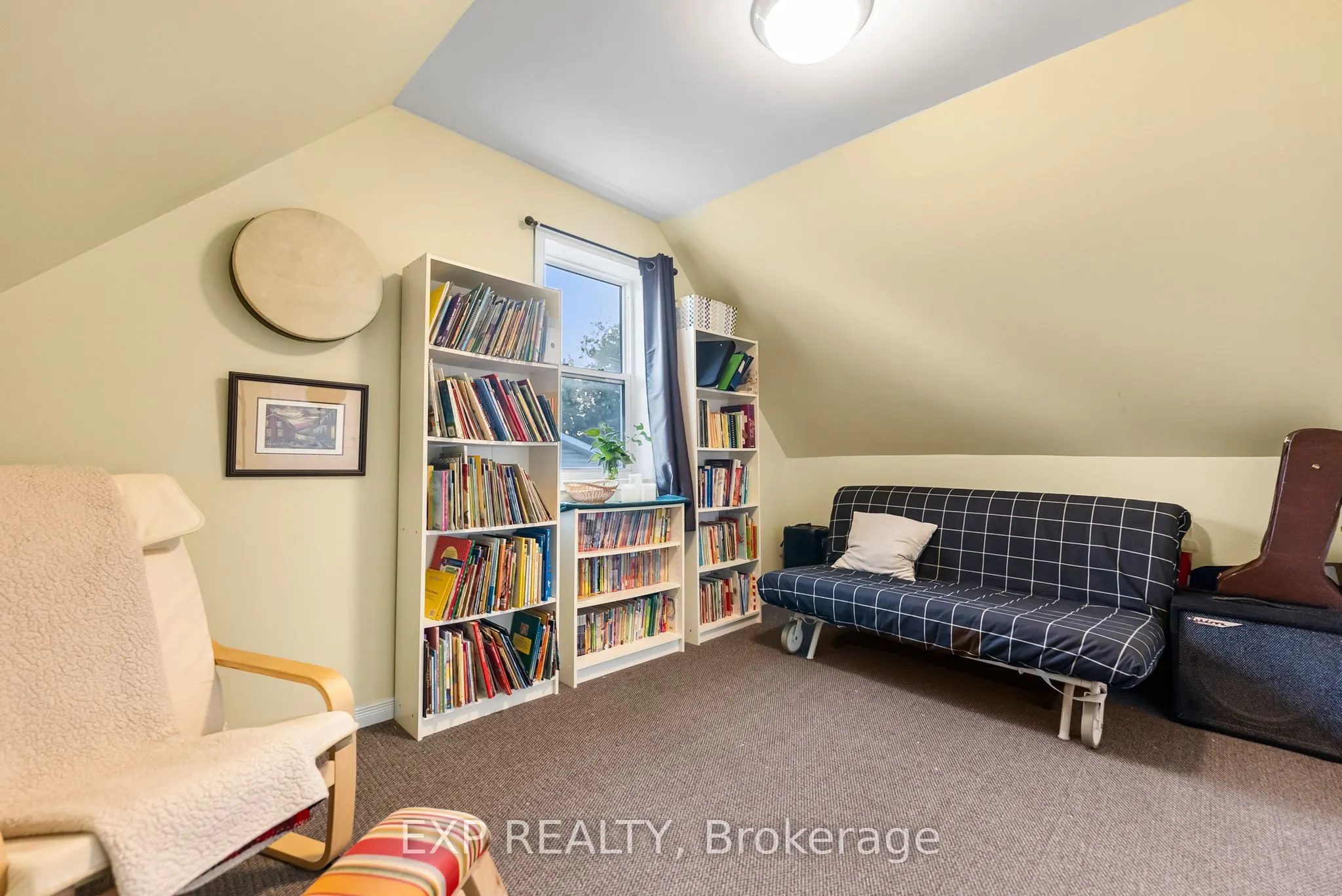 97 Edward Street S