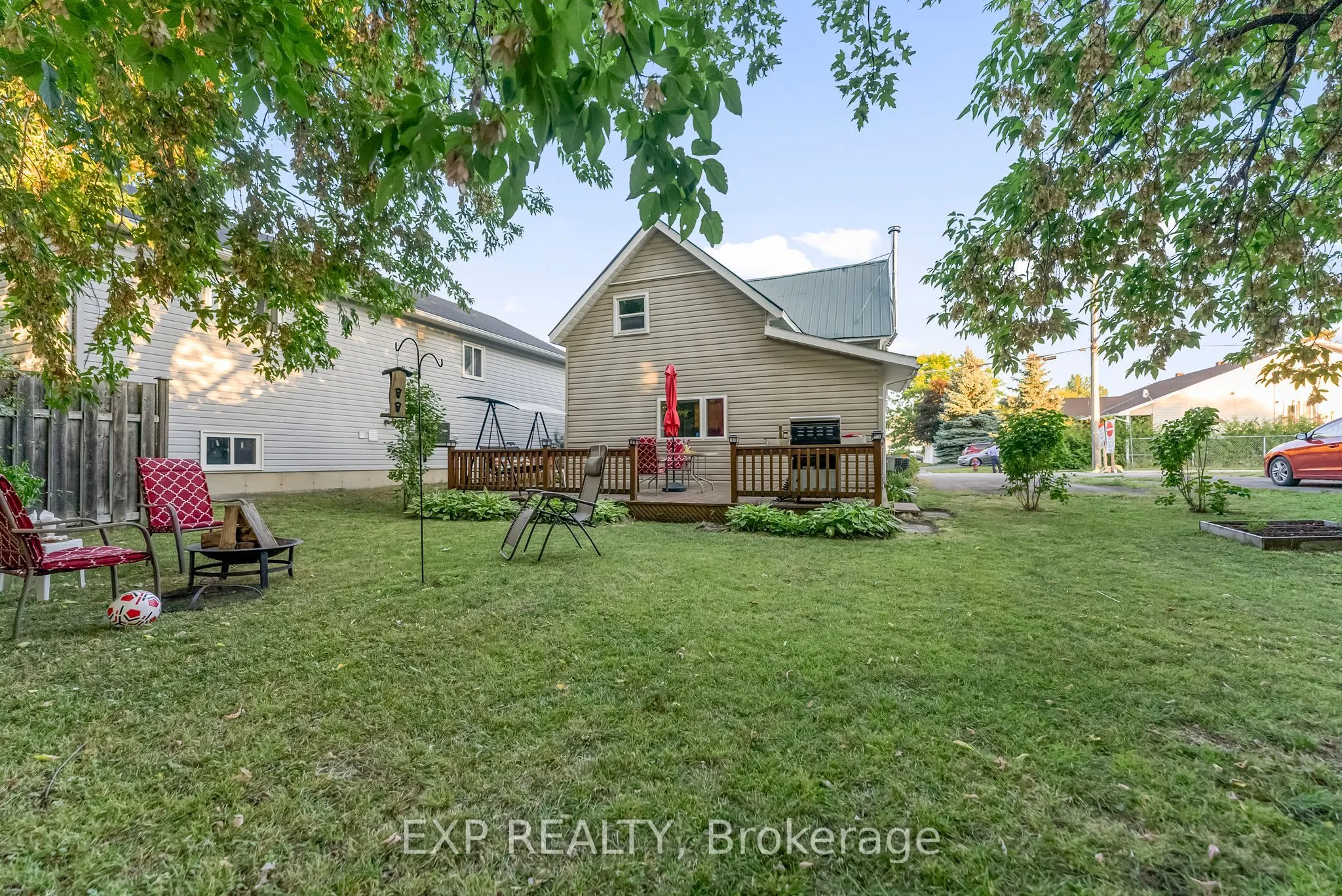 97 Edward Street S