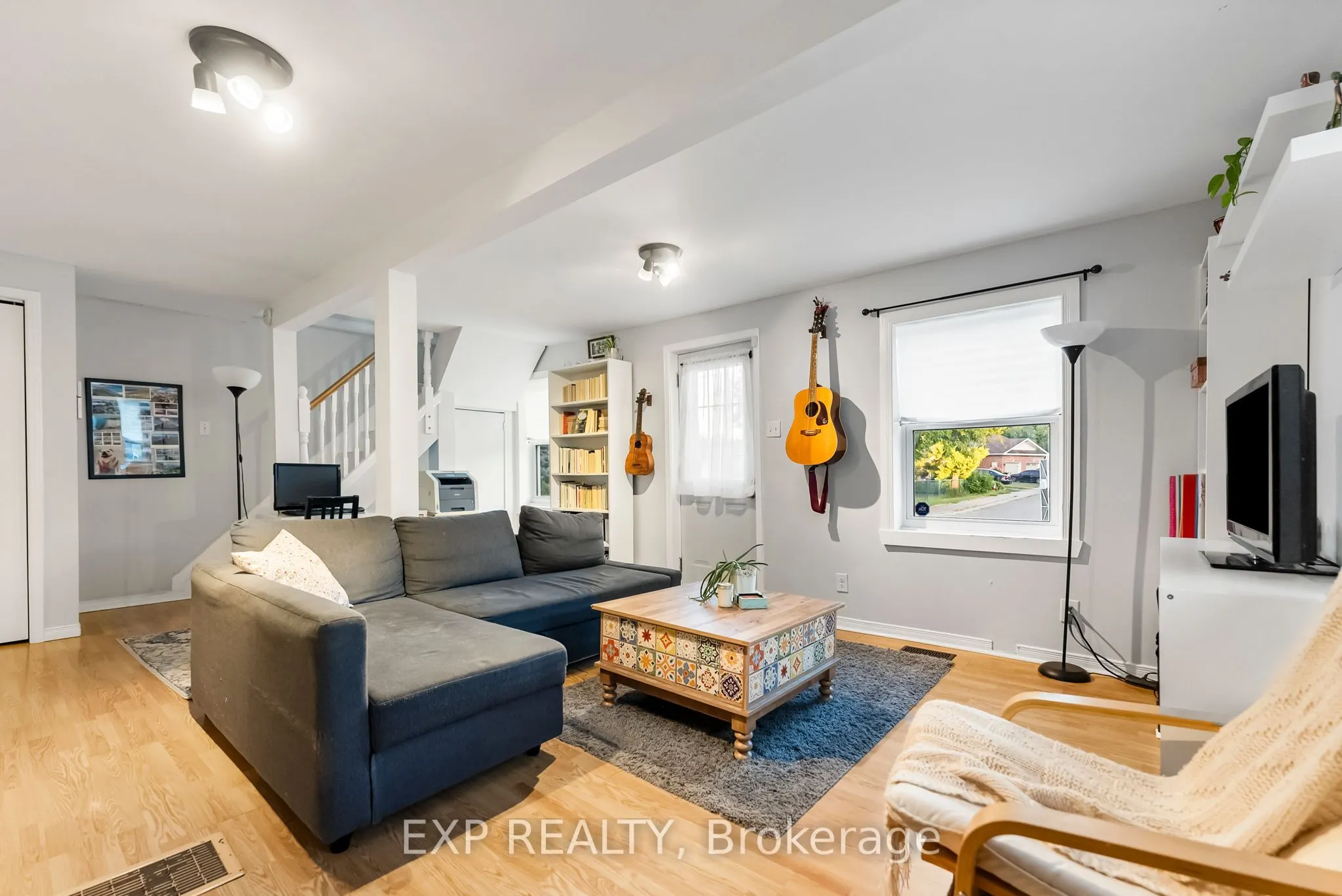 97 Edward Street S
