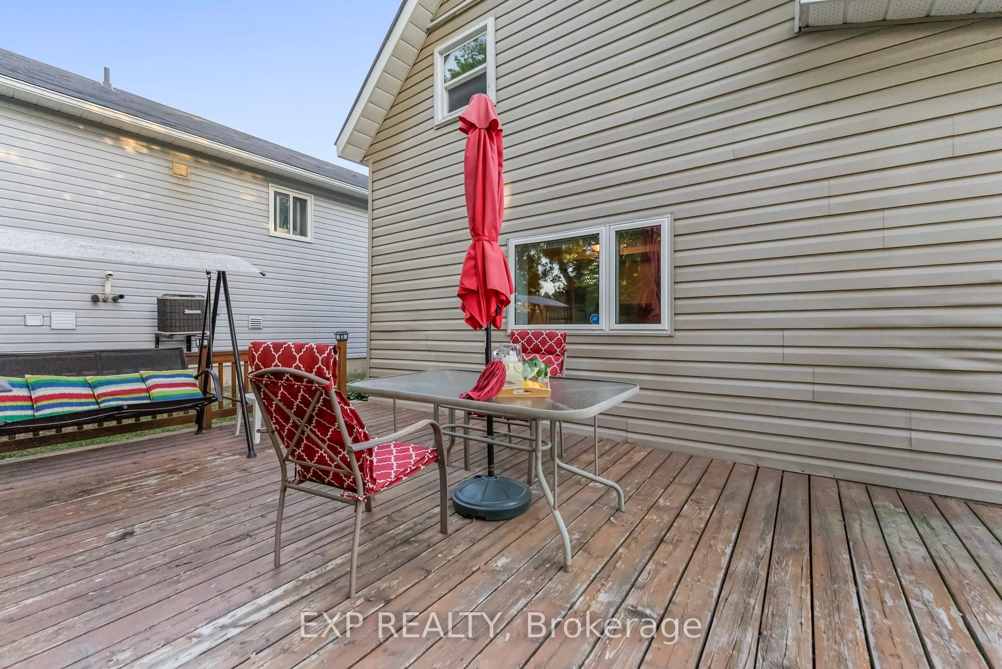97 Edward Street S