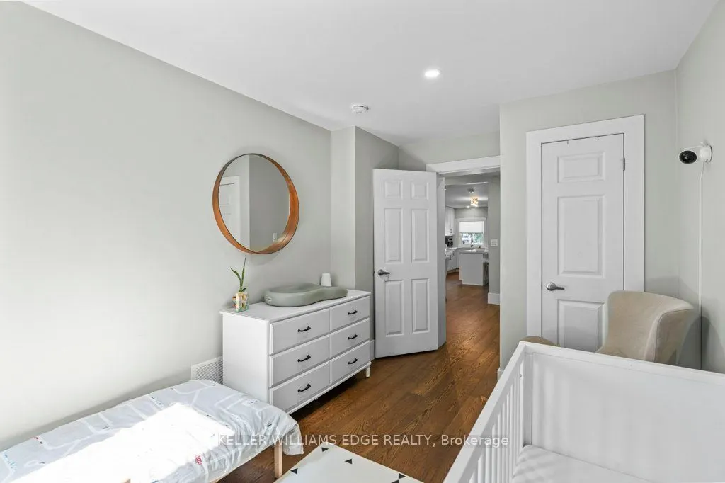 18 Park Row N