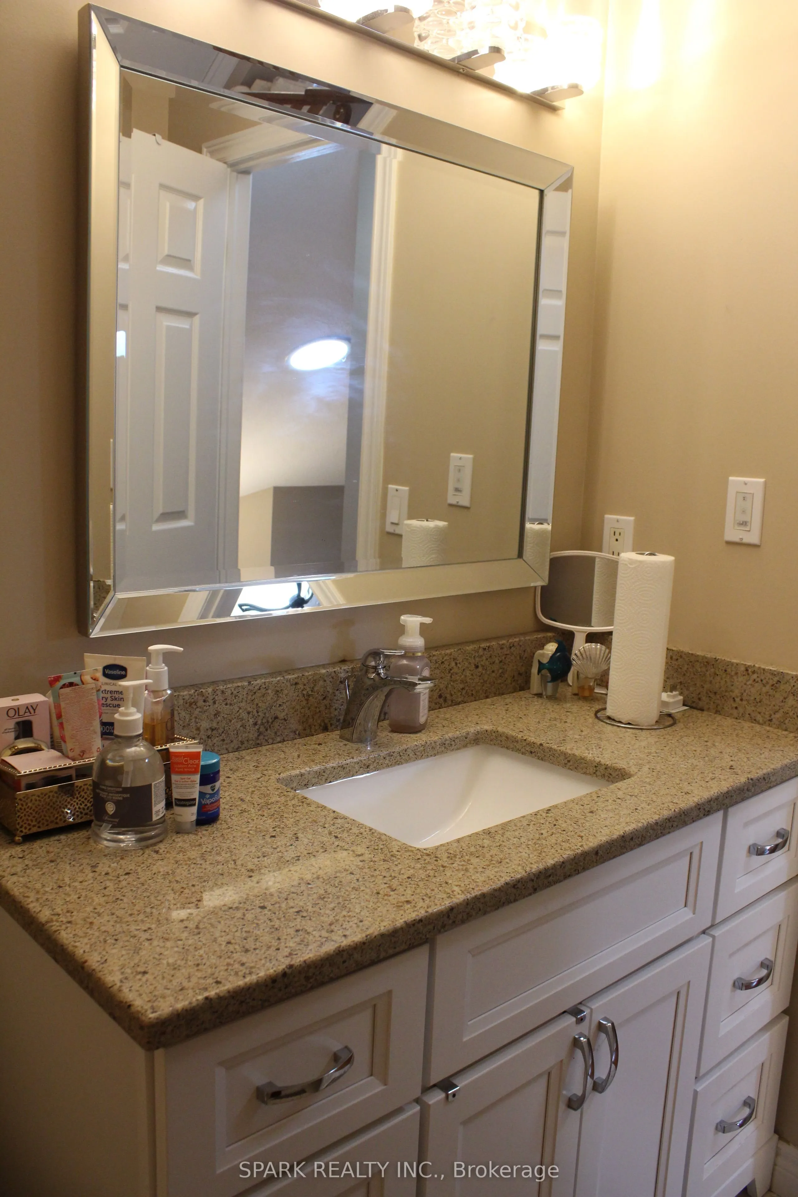 174 Riverwalk Place
