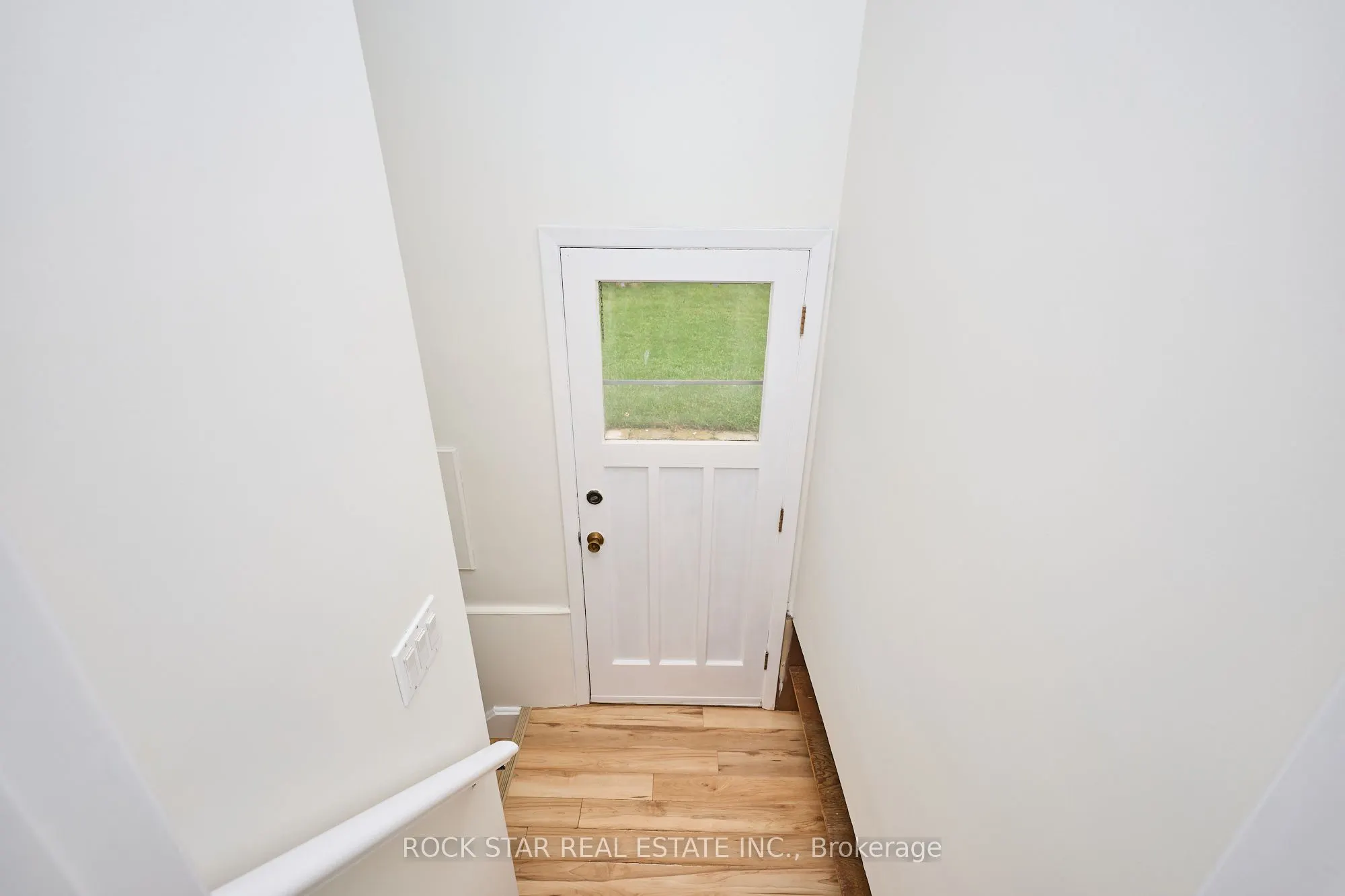 7 Joanna Drive