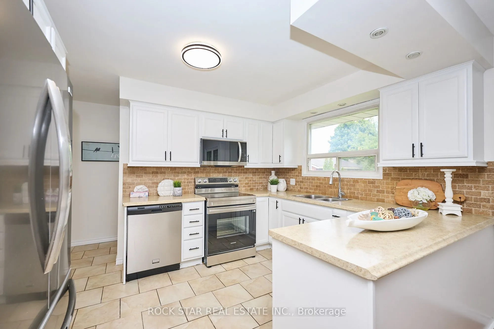 7 Joanna Drive
