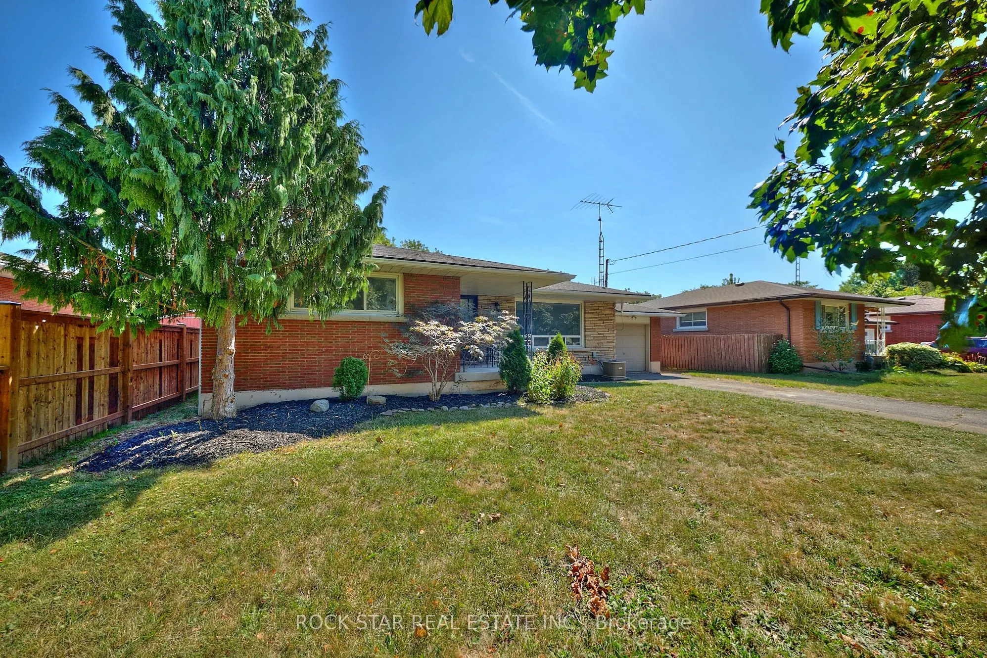 7 Joanna Drive