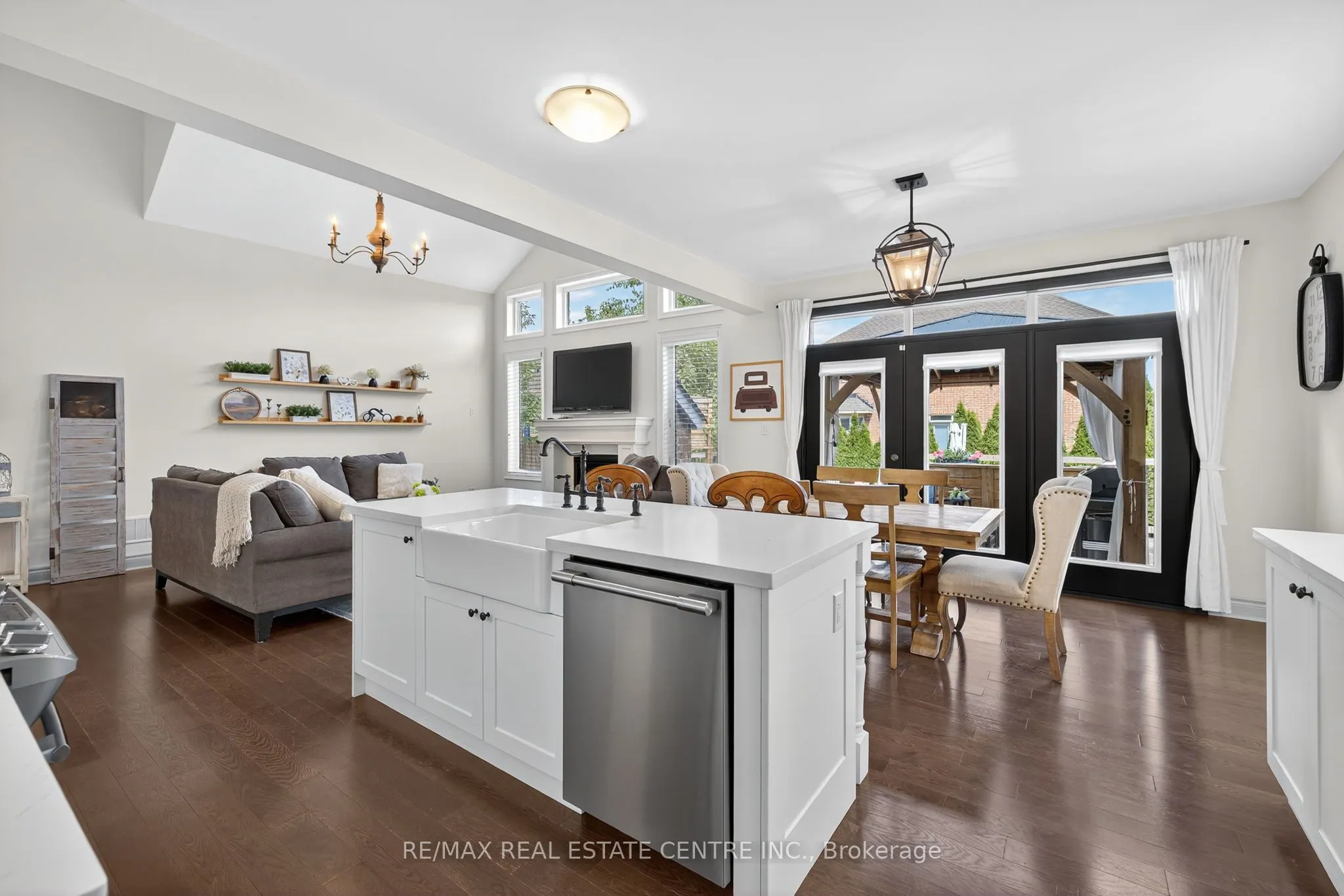 53 Anderson Avenue
