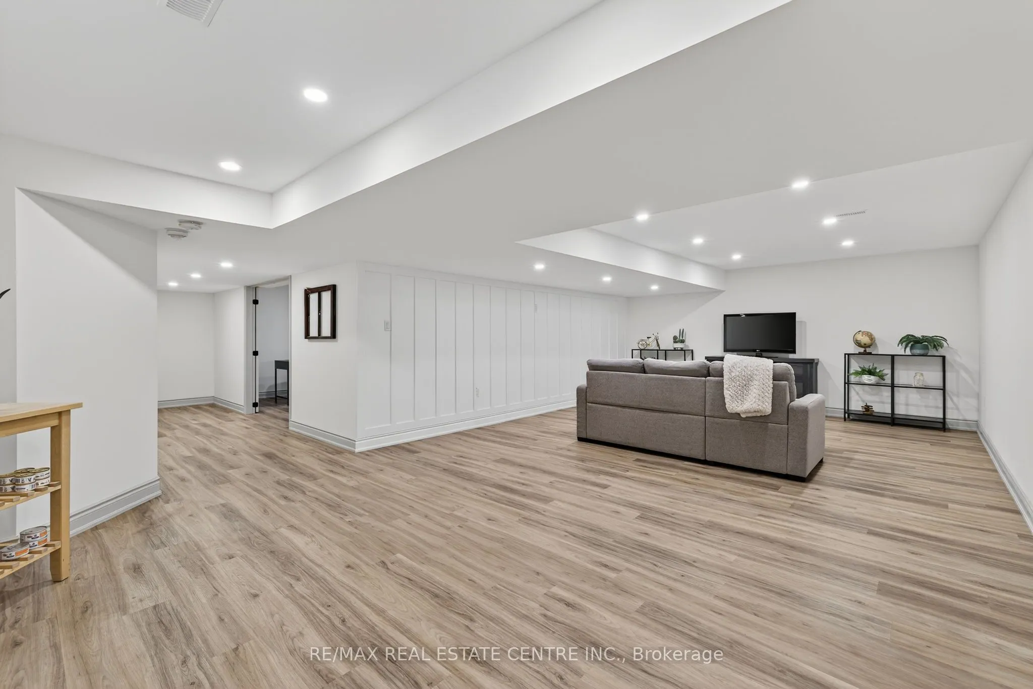 53 Anderson Avenue