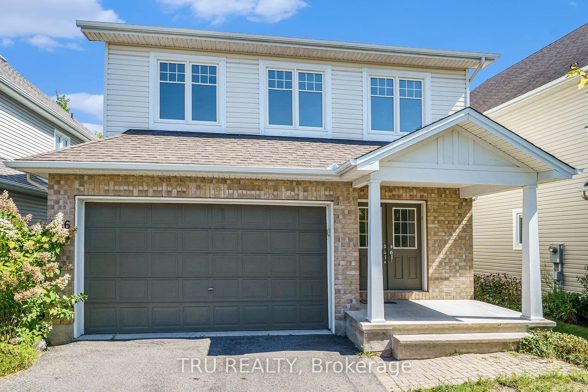 536 Golden Sedge Way
