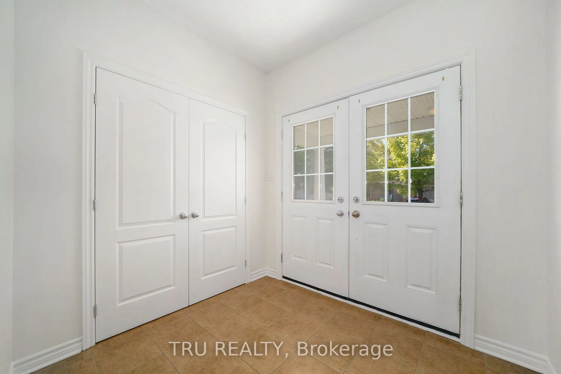 536 Golden Sedge Way