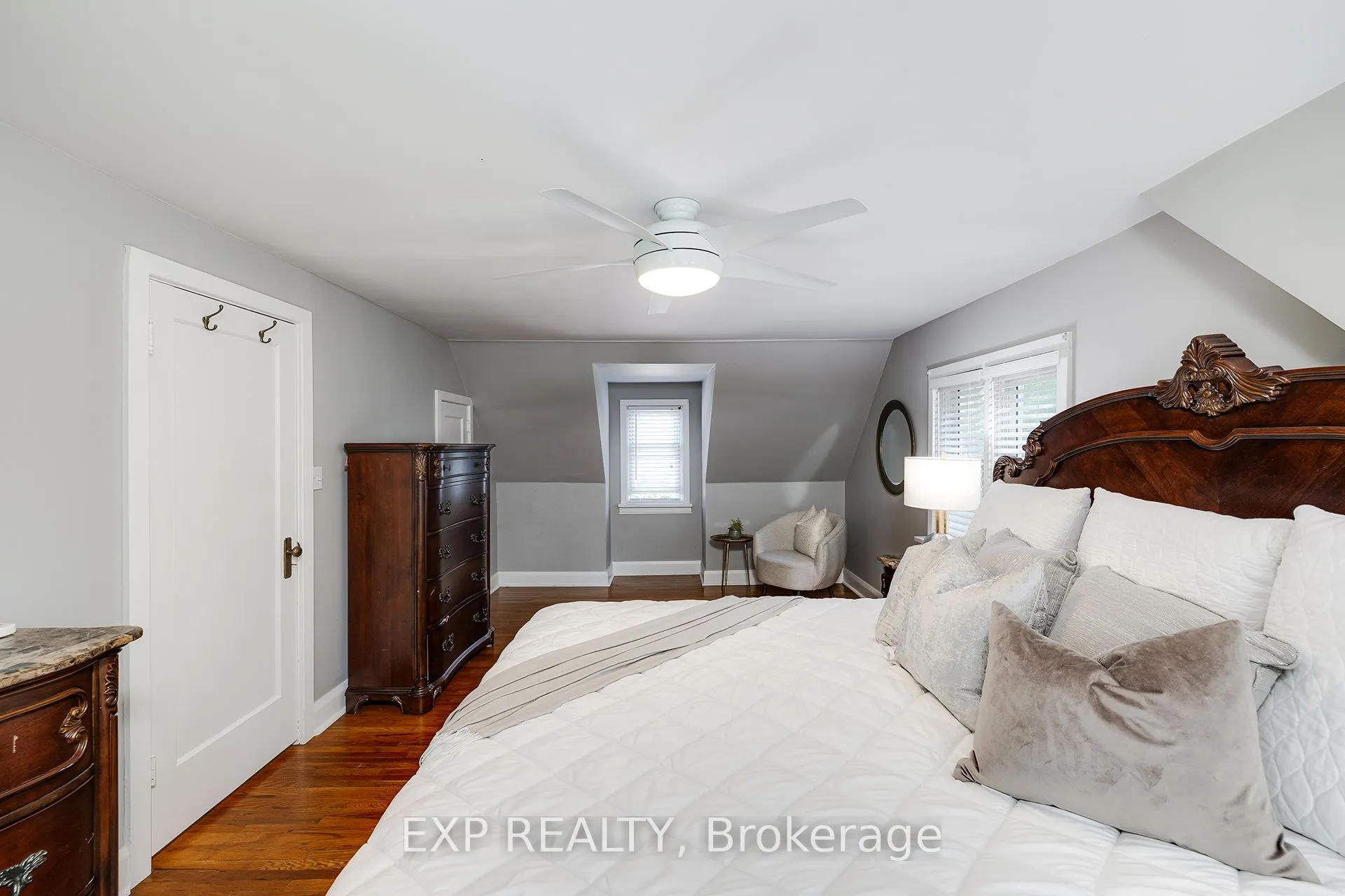 46 Sydenham Street S