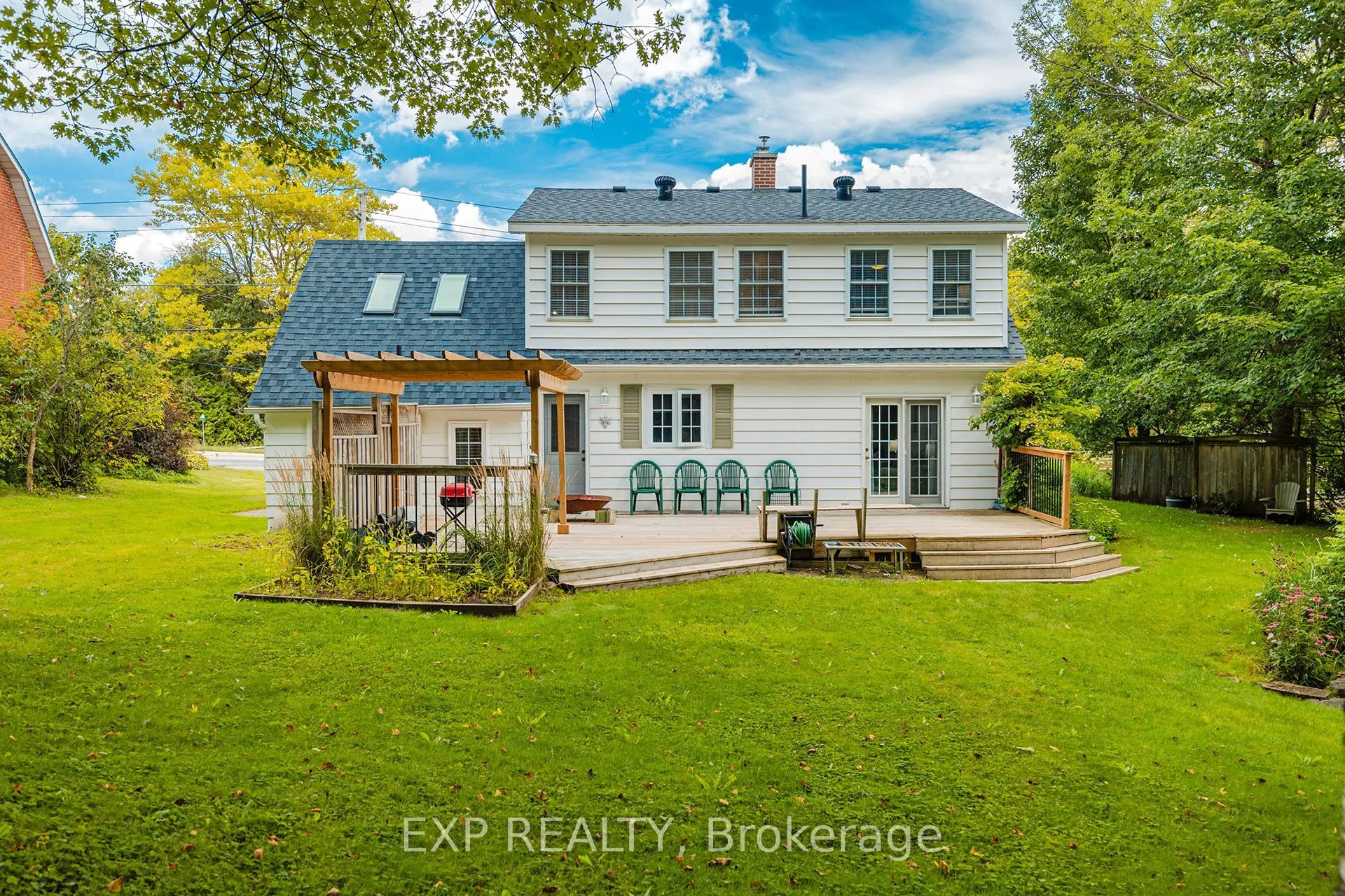 46 Sydenham Street S